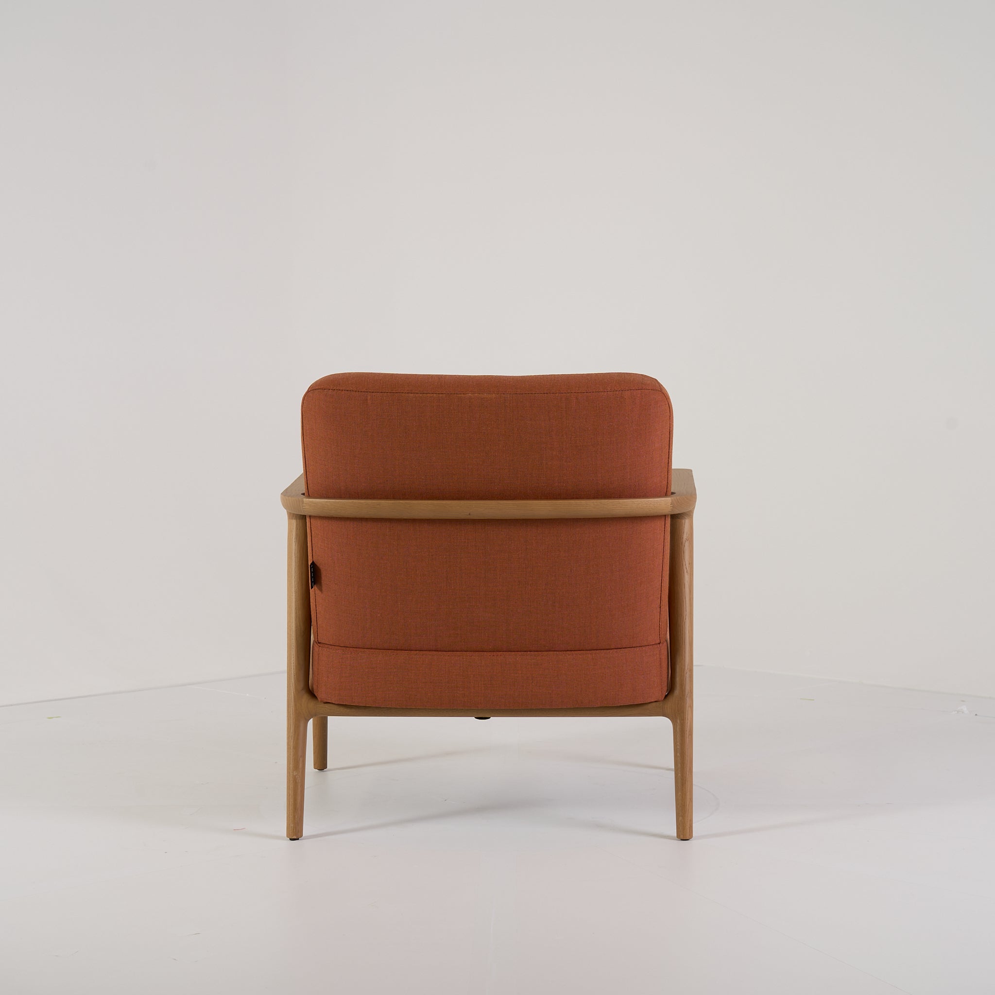 Zio Lounge Chair by Moooi in Hallingdal 65, 116, Natural Oil | Floor Sample – Very Good | Shop Now | MO-MOO-8718282767789-184-Hero Image-3