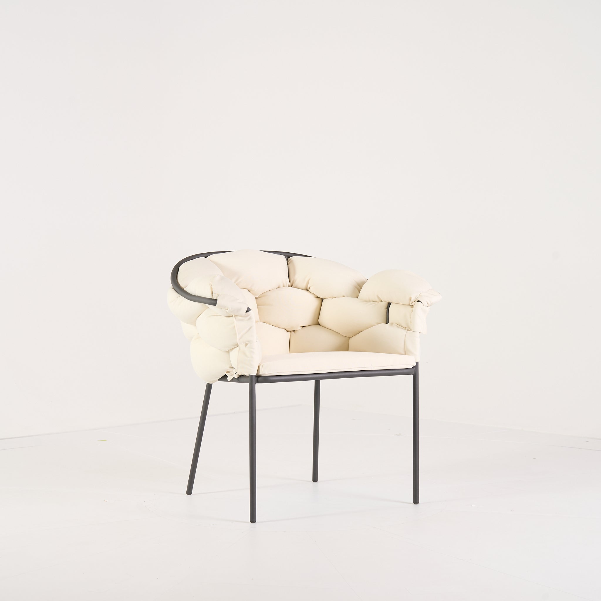 Serpentine Chair with Arms by Ligne Roset in Outdoor, Ecru Fabric | Gently Used – Good | Shop Now | MO-LIR-10262095-1167-Hero Image-2