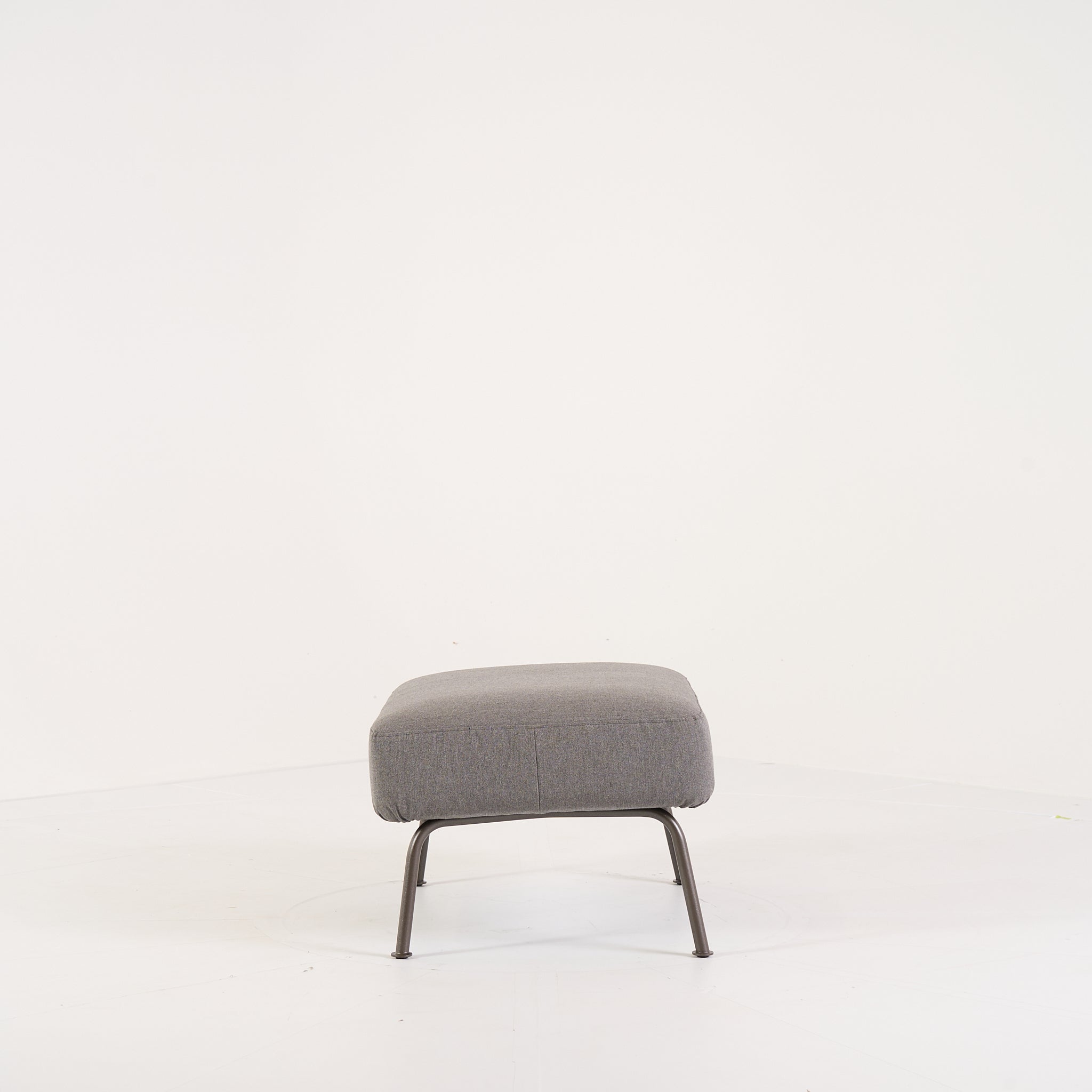 Humphrey Ottoman by Ligne Roset in Sunbrella Heritage Granit | Open Box – Excellent | Shop Now | MO-LIR-19400450-1228-Hero Image-6