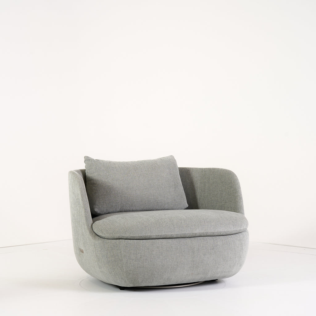 Bart Armchair Swivel by Moooi in Perla Fabric | Open Box – Excellent | Shop Now | MO-MOO-8718282747071-183-Hero Image-2