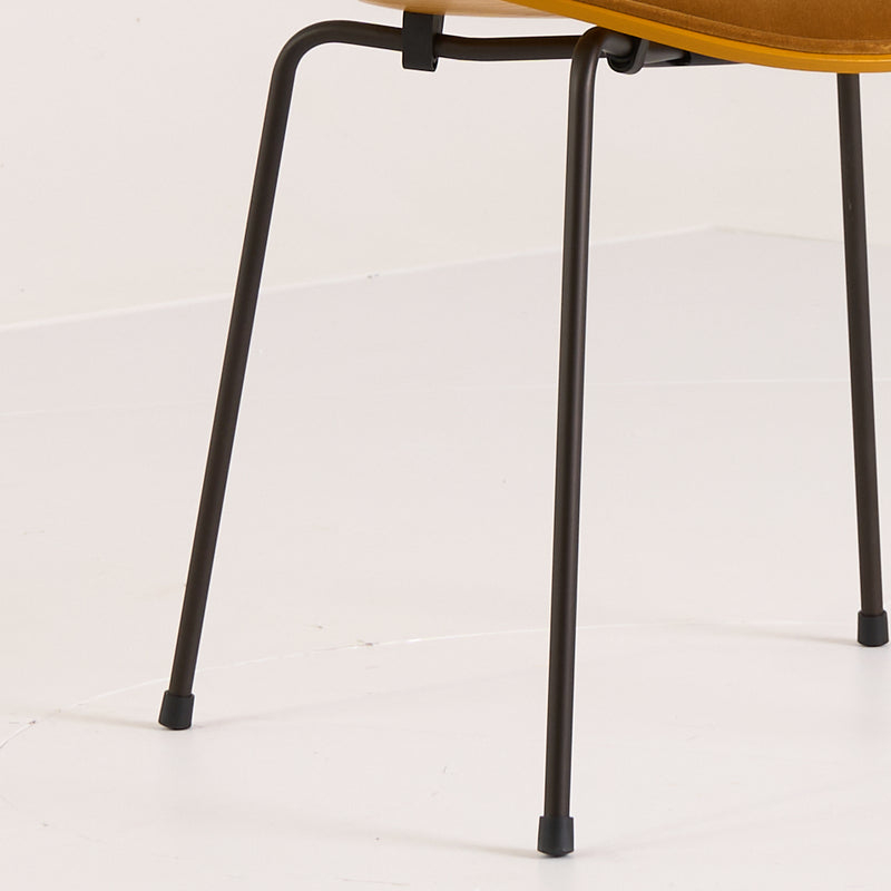 Series 7 Chair -Detail Image-2