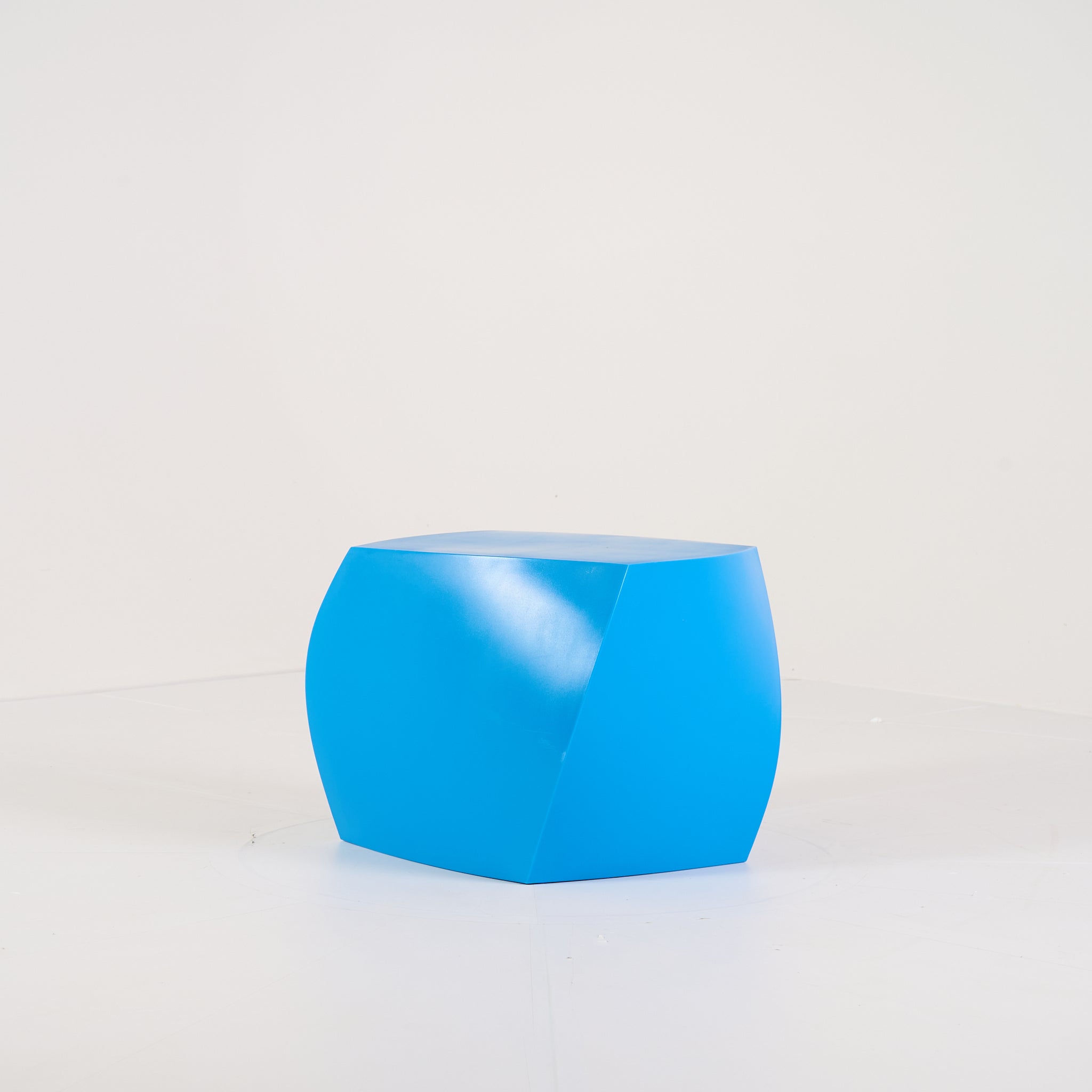 Gehry Left Twist Cube by Heller in Blue | Gently Used – Good | Shop Now | MO-HLR-1016_05-1395-Hero Image-5