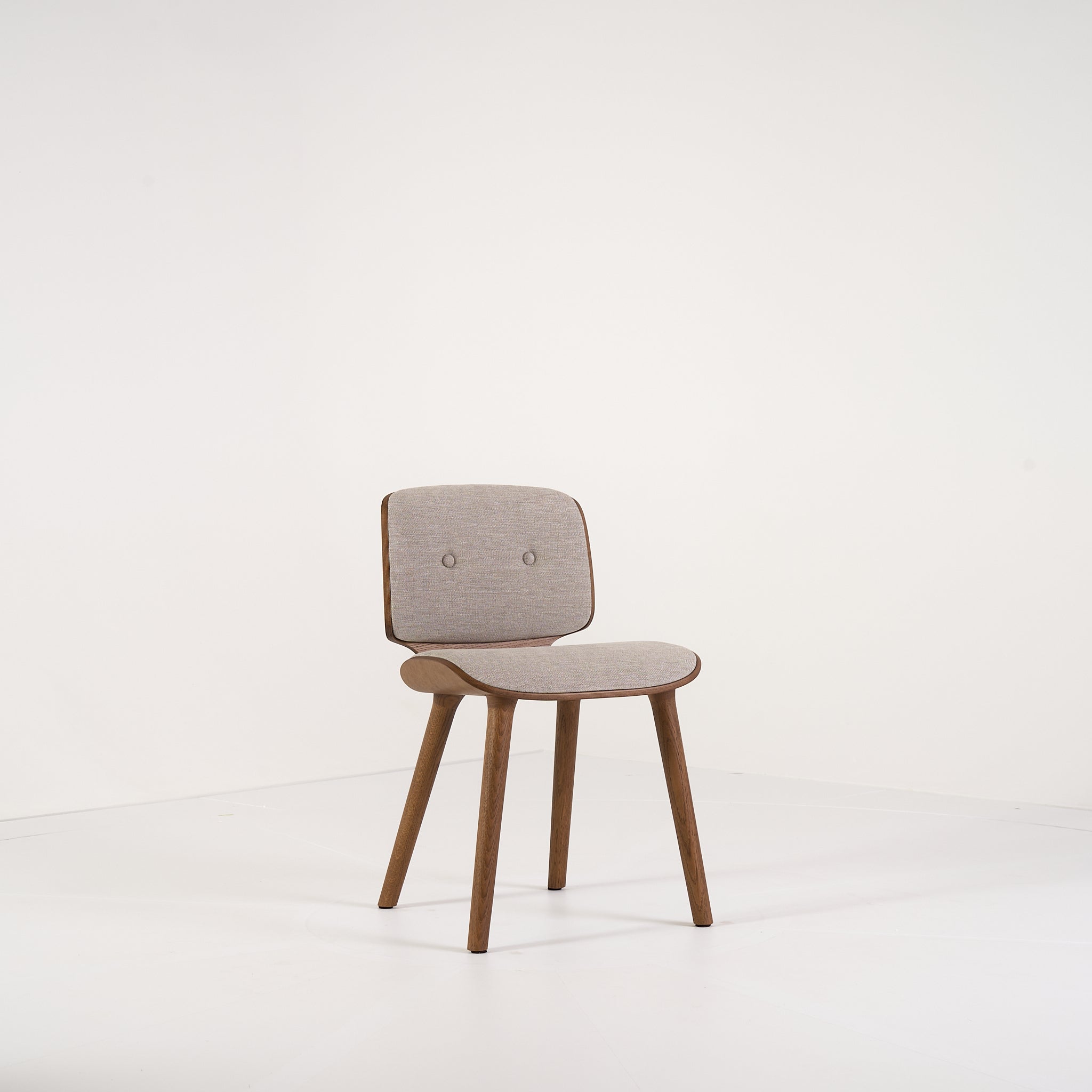 Nut Dining Chair by Moooi in Justo / Muse / Cinnamon | Open Box – Excellent | Shop Now | MO-MOO-8718282746166-151-Hero Image-5