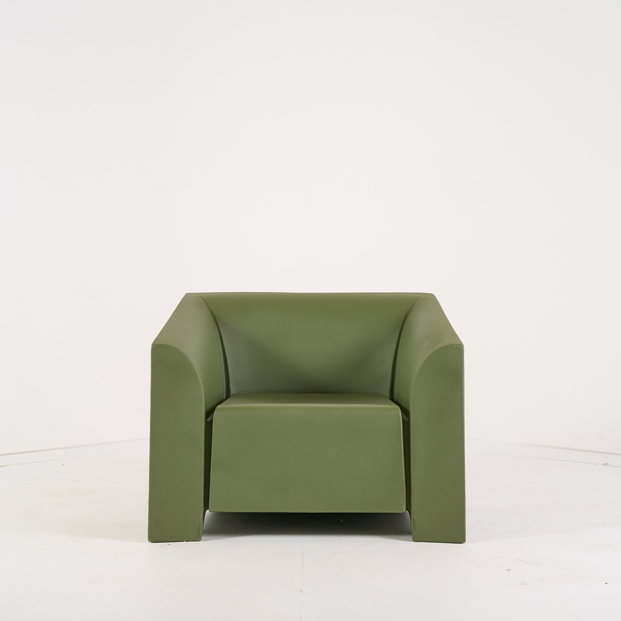 MB1 Armchair by Heller in Olive (Custom Color) | Open Box – Excellent | Shop Now | MO-HLR-1008_99-1453-Hero Image-1
