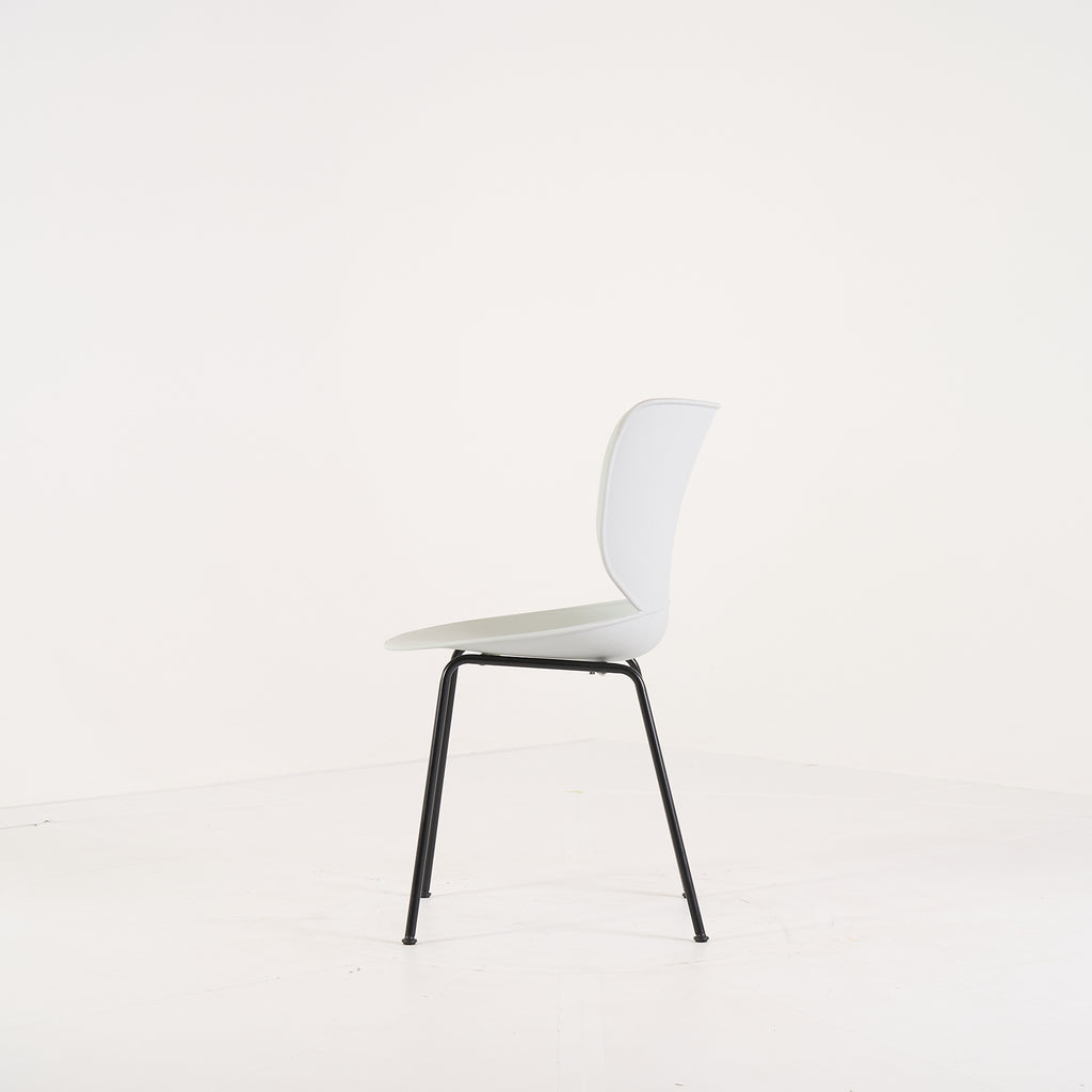 Hana Chair Unupholstered  by Moooi in Concrete Grey / Black / Non-Stacking | Floor Sample – Very Good | Shop Now | MO-MOO-8718282380315-1433-Hero Image-6