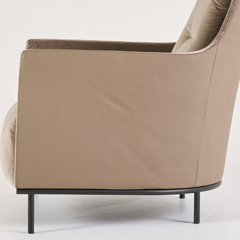 Riga Armchair-Detail Image-3