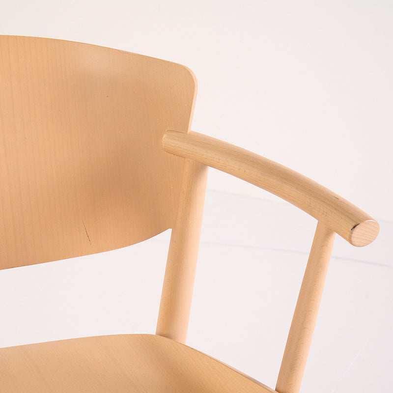 N01 Chair-Detail Image-3