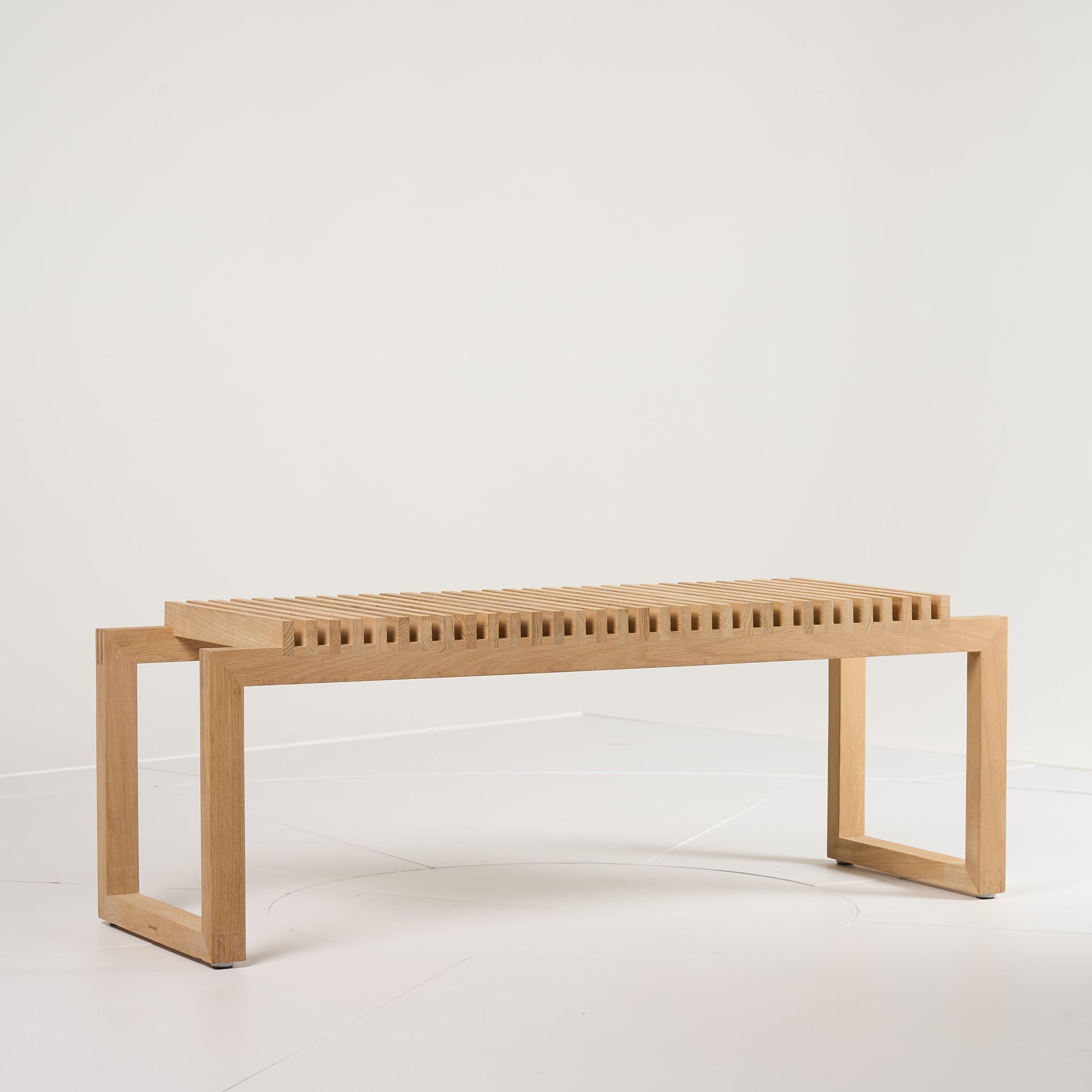 Cutter Bench by Fritz Hansen in Oak / Oak | Floor Sample – Very Good | Shop Now | MO-FHA-S1920400-102-Hero Image-2