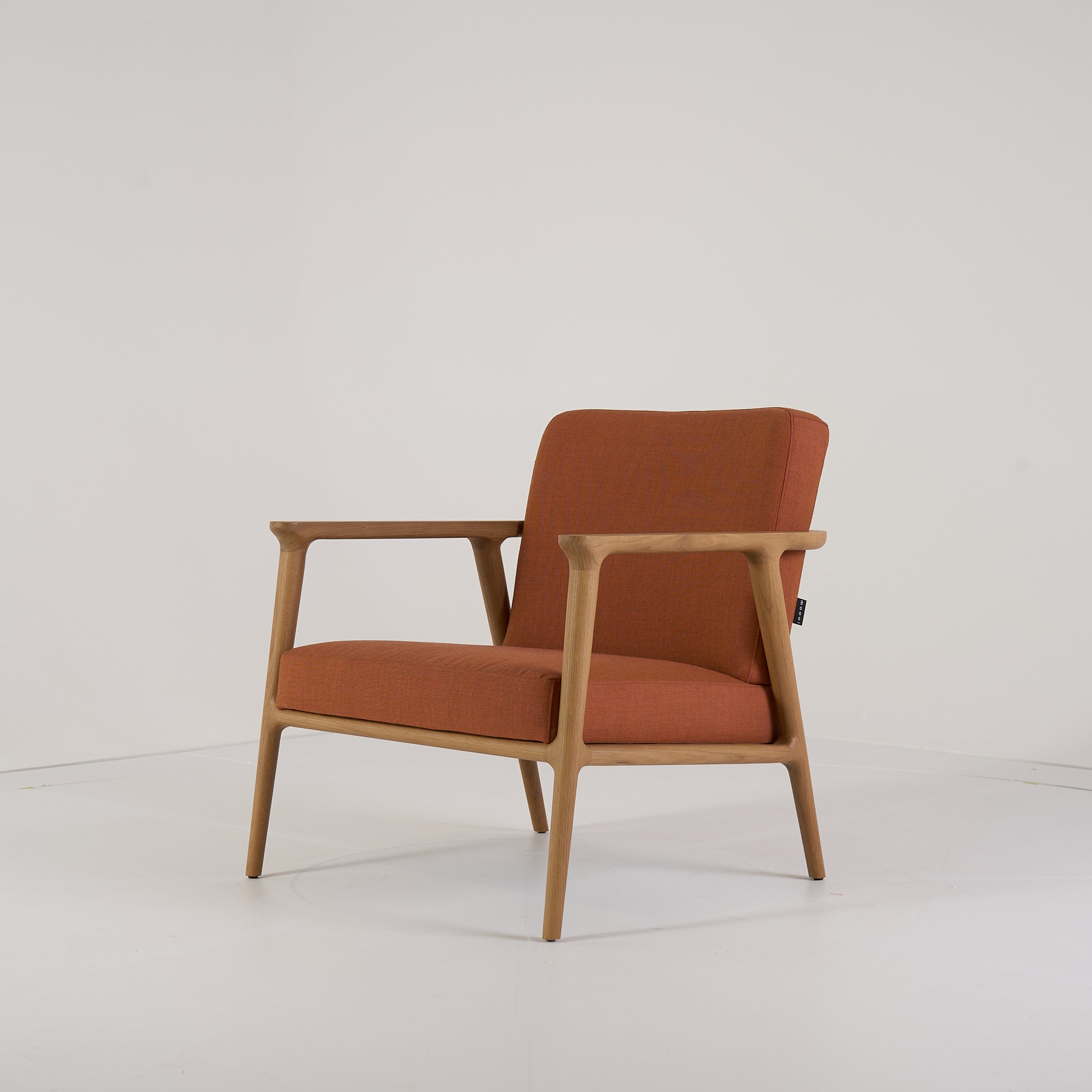 Zio Lounge Chair by Moooi in Hallingdal 65, 116, Natural Oil | Floor Sample – Very Good | Shop Now | MO-MOO-8718282767789-184-Hero Image-2