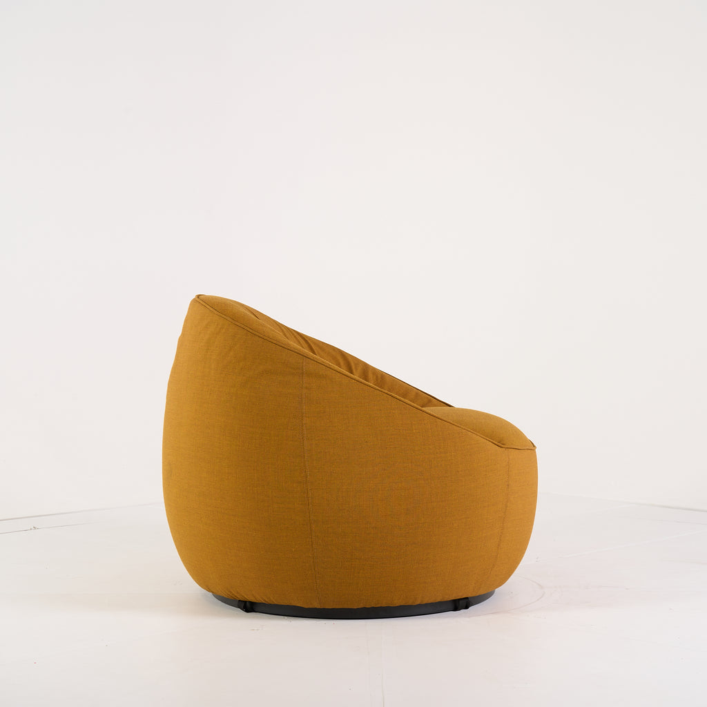 Hana Armchair  by Moooi in Remix 3, 422 | Gently Used – Good | Shop Now | MO-MOO-8718282755298-1429-Hero Image-3