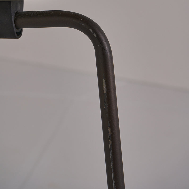 Series 7 Chair-Detail Image-4