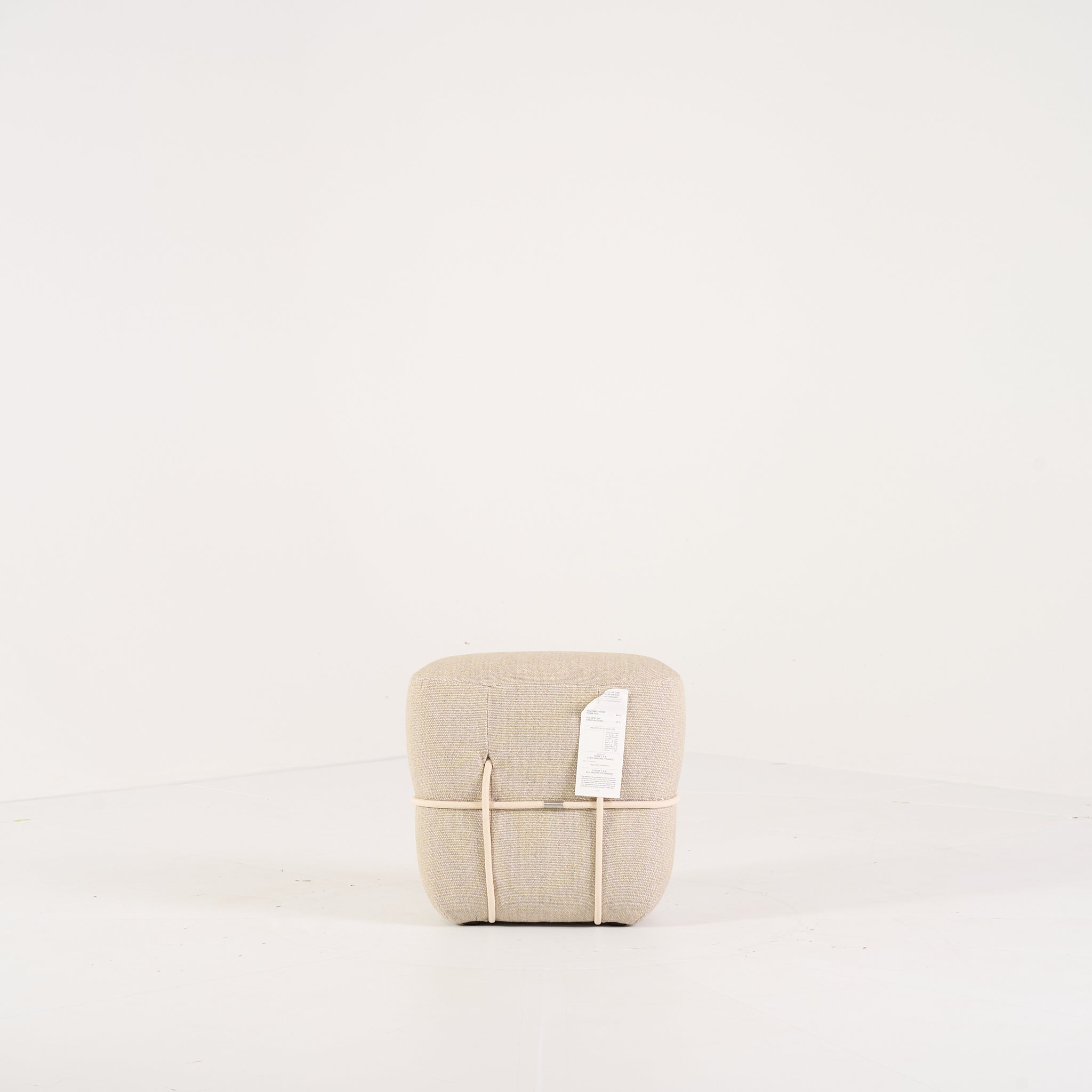 Lace Ottoman by Ligne Roset in Dios Lin | Pristine | Shop Now | MO-LIR-10260280-1173-Hero Image-5