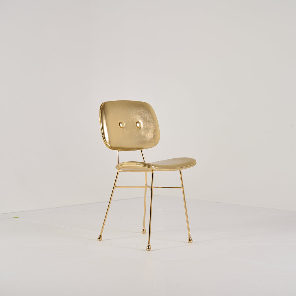 The Golden Chair by Moooi in The Golden Chair | Well Loved – Fair | Shop Now | MO-MOO-8718282340142-150-Hero Image-7
