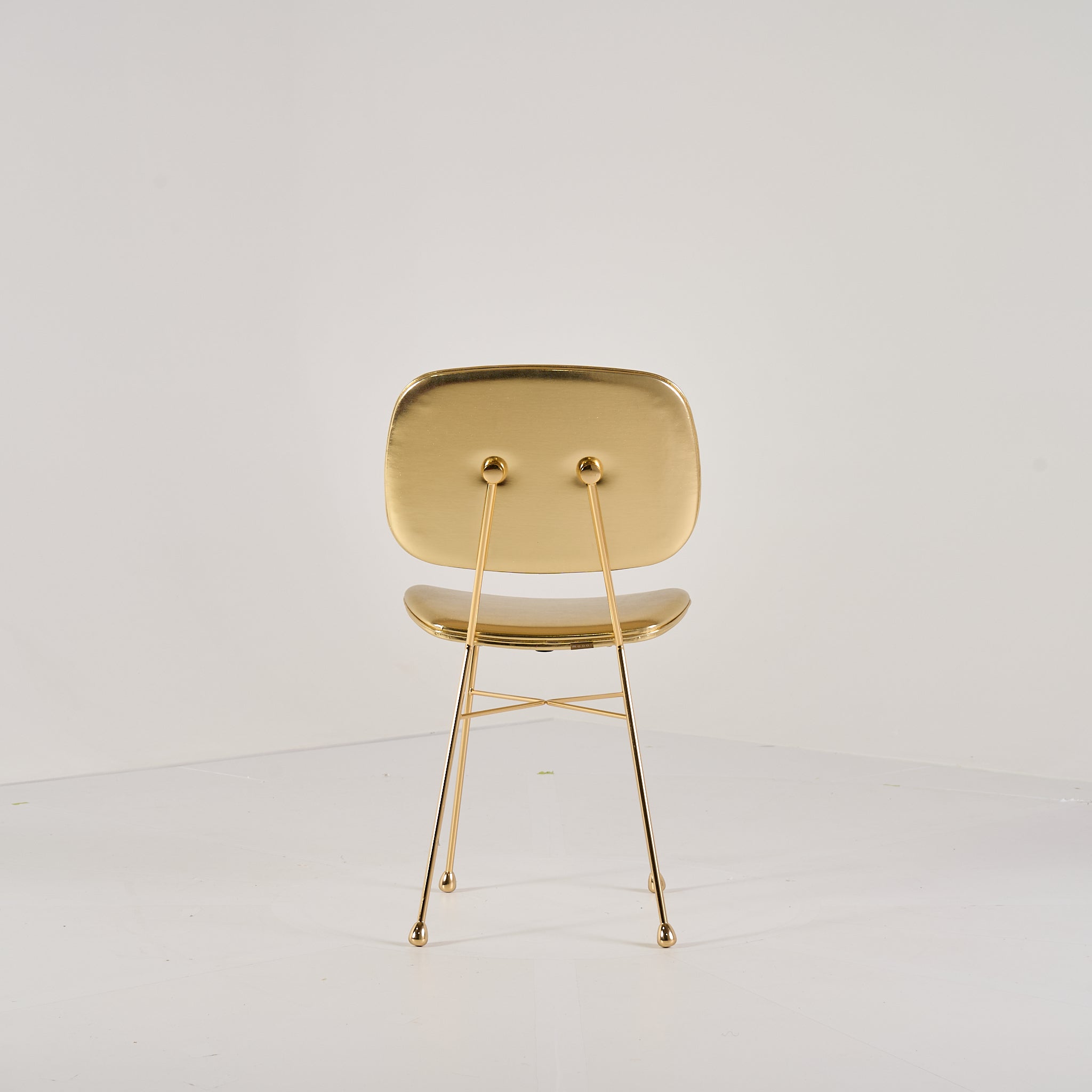 The Golden Chair by Moooi in The Golden Chair | Well Loved – Fair | Shop Now | MO-MOO-8718282340142-150-Hero Image-3