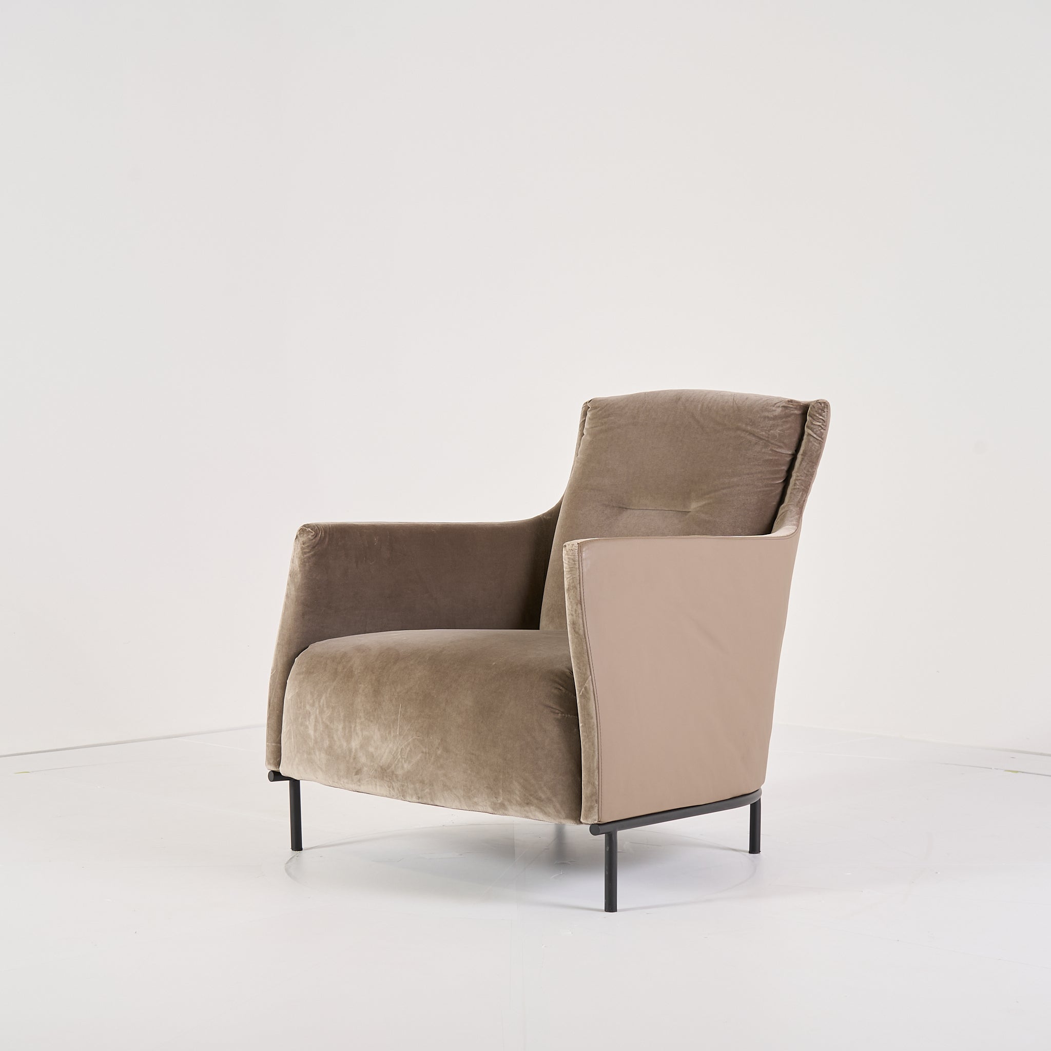 Riga Armchair by Ligne Roset in Low Back - Diva / Harald - Platine / Canard | Gently Used – Good | Shop Now | MO-LIR-13501260_13506250-1210-Hero Image-4