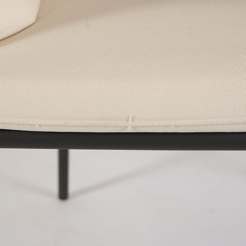Serpentine Chair with Arms-Detail Image-3