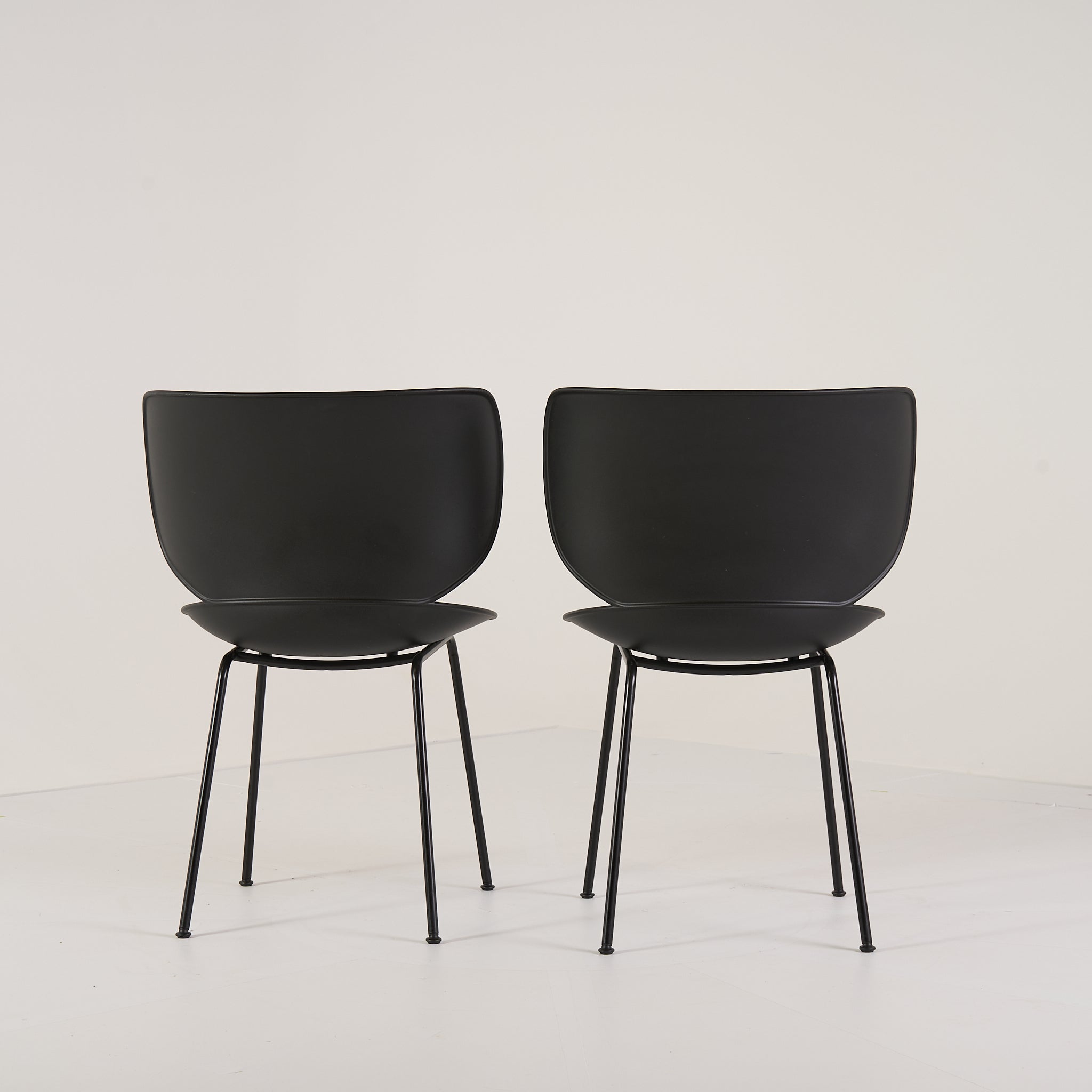 Hana Chairs Unupholstered Set of 2 by Moooi in Black / Black, Non-Stacking | Floor Sample – Very Good | Shop Now | MO-MOO-8718282380278-1147-Hero Image-4