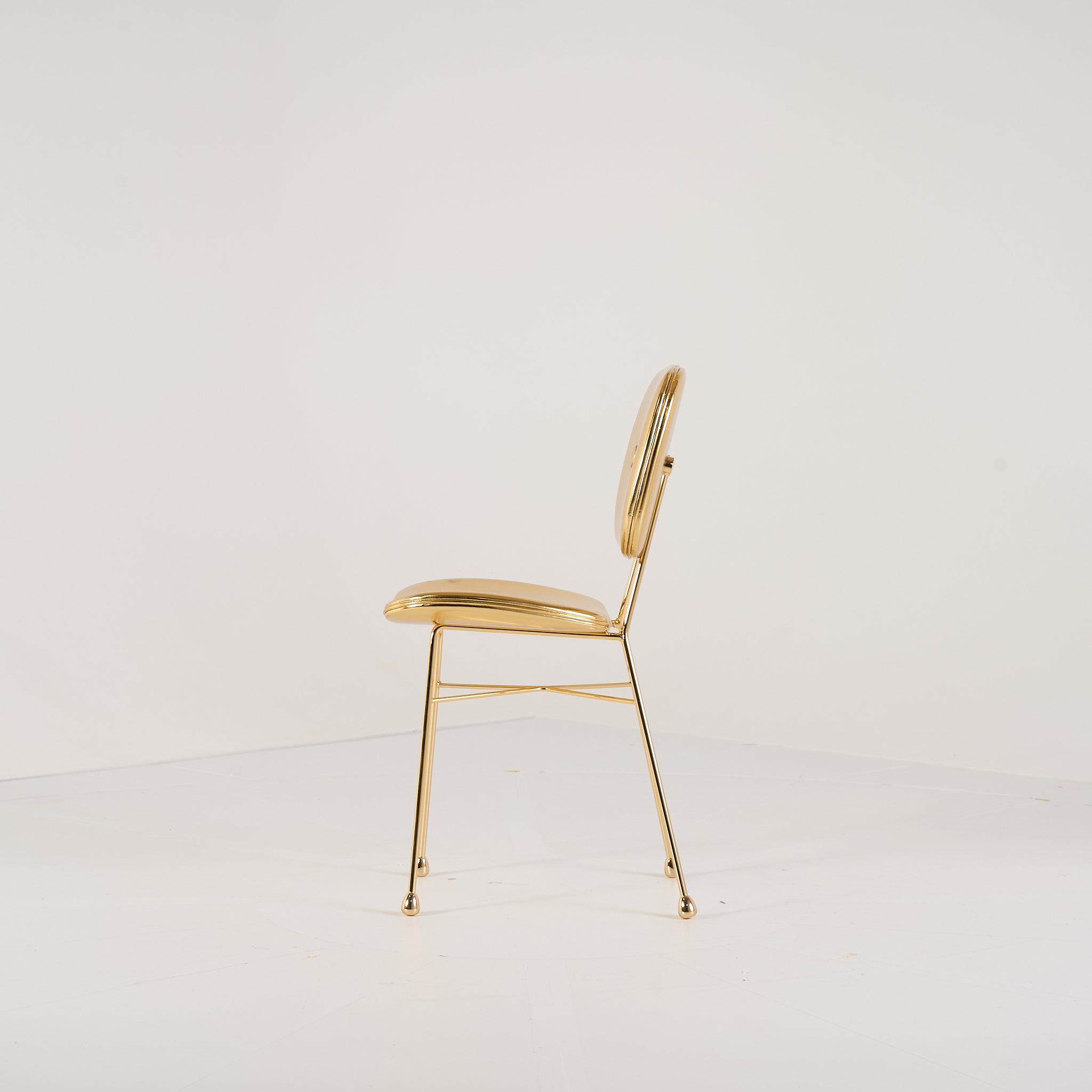 The Golden Chair by Moooi in The Golden Chair | Gently Used – Good | Shop Now | MO-MOO-8718282340142-144-Hero Image-2