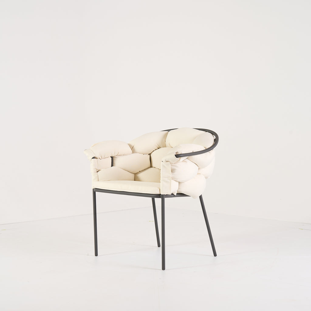 Serpentine Chair with Arms by Ligne Roset in Outdoor, Ecru Fabric | Gently Used – Good | Shop Now | MO-LIR-10262095-1168-Hero Image-5