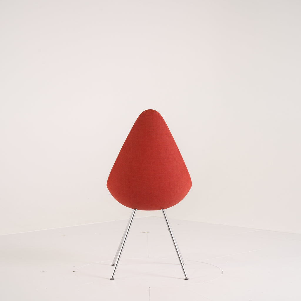 Drop Chair by Fritz Hansen in Tonica 531  / Chrome | Floor Sample – Very Good | Shop Now | MO-FHA-3110-26-Hero Image-5