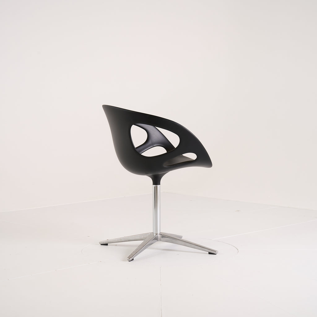 Rin by Fritz Hansen in Black Leather / Fixed Seat / 4-Star Stainless Base | Gently Used – Good | Shop Now | MO-FHA-HK10-70-Hero Image-2