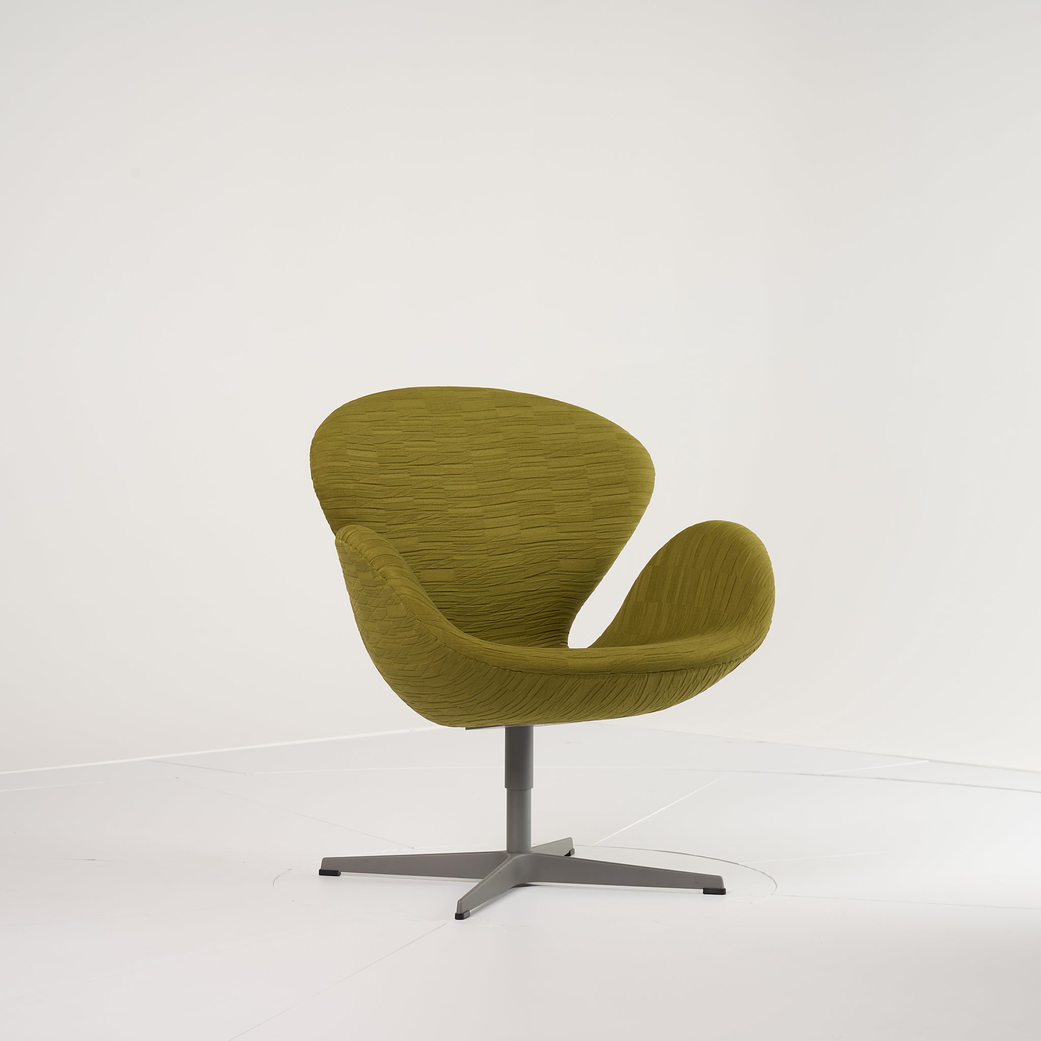 Swan Chair  by Fritz Hansen in Knoll Shadow Play Basil / Brushed Aluminum | Open Box – Excellent | Shop Now | MO-FHA-3320-28-Hero Image-2