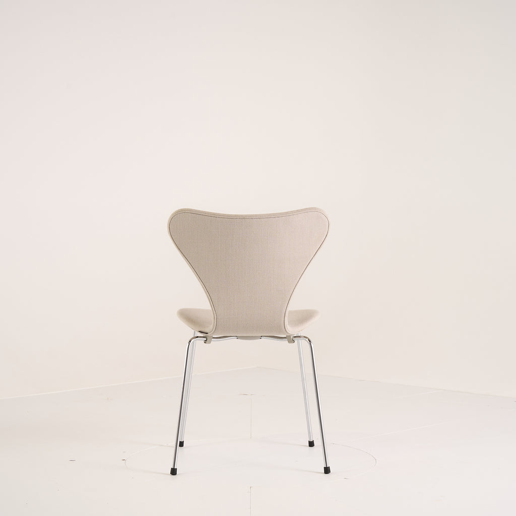 Series 7 Chair by Fritz Hansen in Christianhavn 1120 / Chrome | Well Loved – Fair | Shop Now | MO-FHA-3107FU-60-Hero Image-1
