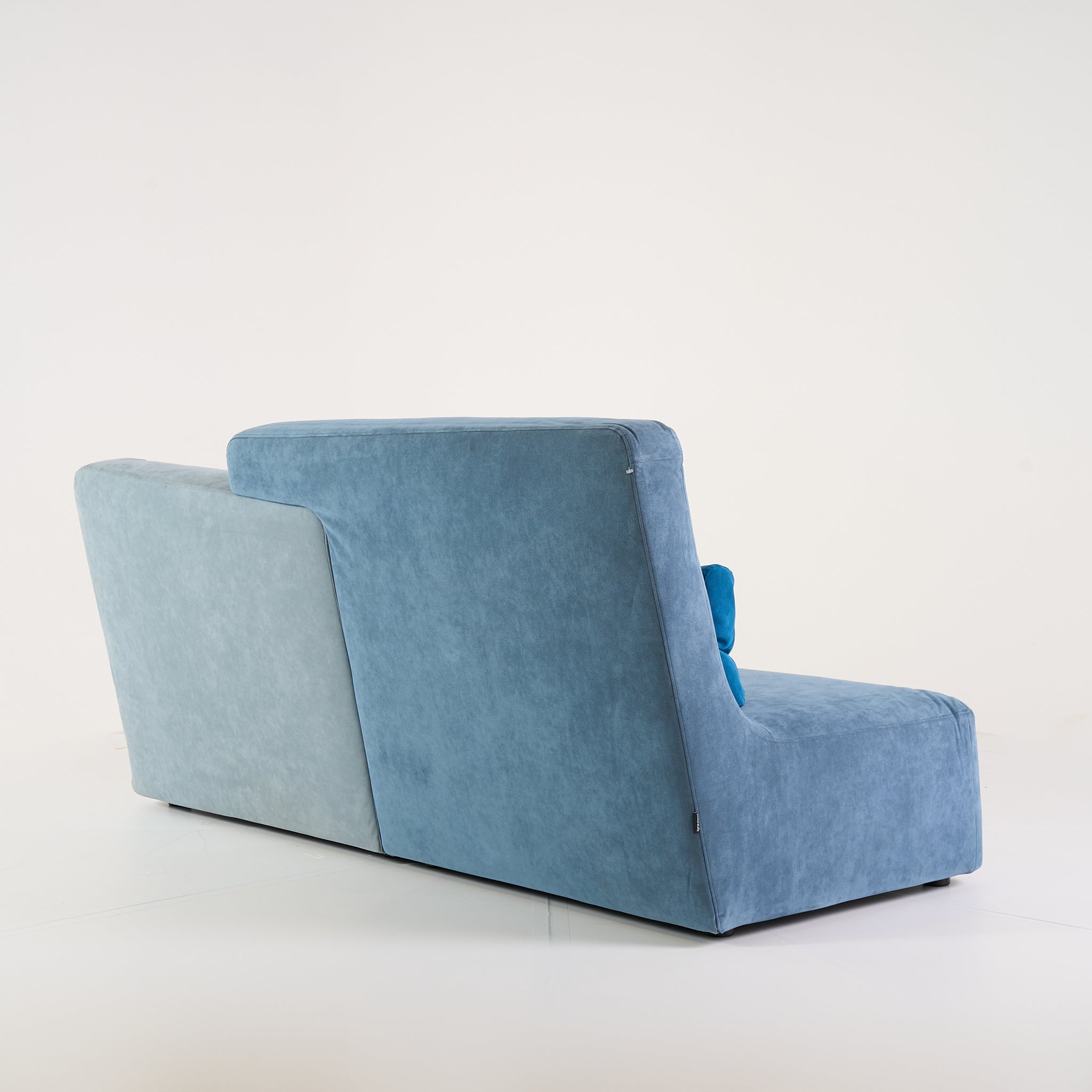 Confluences Modular Sofa by Ligne Roset in Unknown Fabric | Gently Used – Good | Shop Now | MO-LIR-14121250_14121260_14129100-1246-Hero Image-4