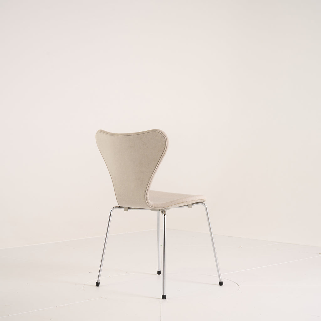 Series 7 Chair by Fritz Hansen in Christianhavn 1120 / Chrome | Well Loved – Fair | Shop Now | MO-FHA-3107FU-60-Hero Image-6