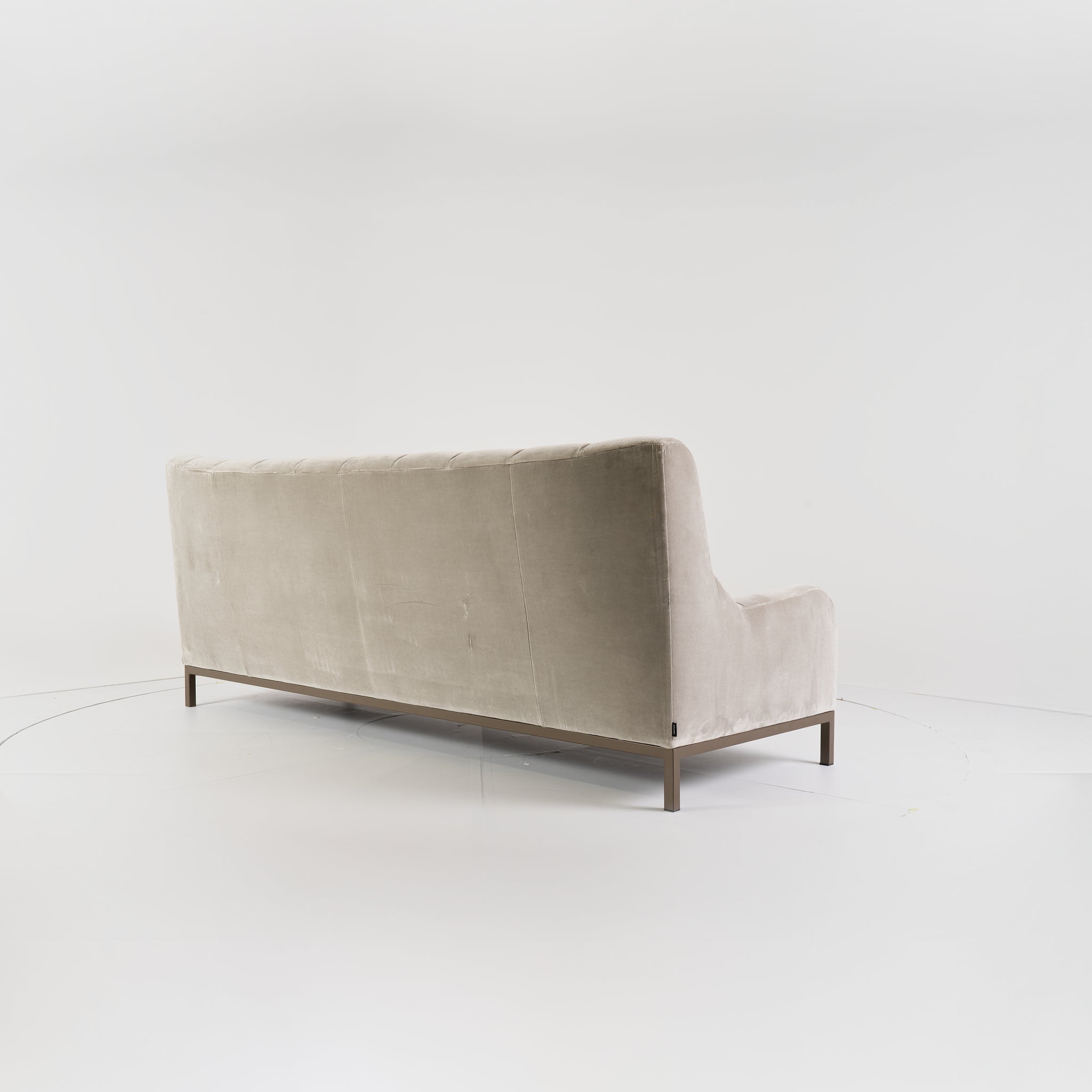 Phileas Large Settee