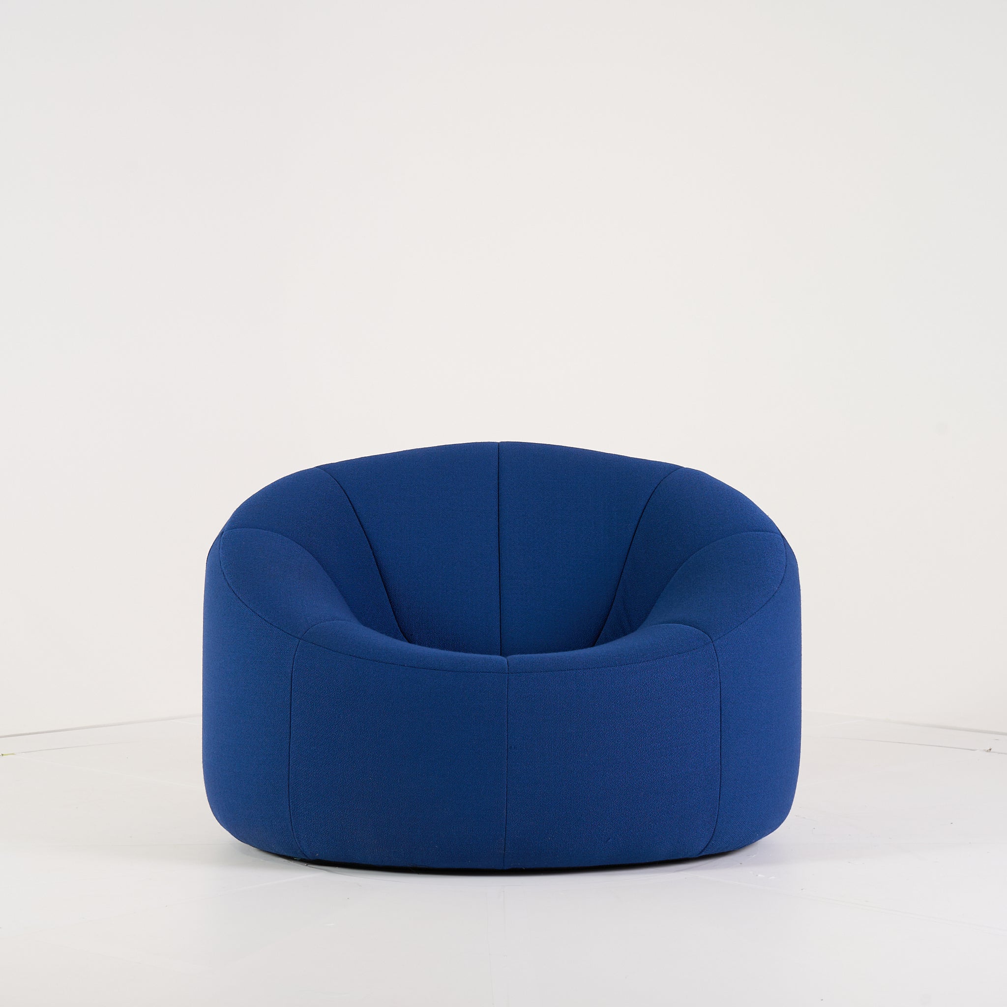 Pumpkin Armchair by Ligne Roset in Vidar Outremer | Floor Sample – Very Good | Shop Now | MO-LIR-14110105-1187-Hero Image-1