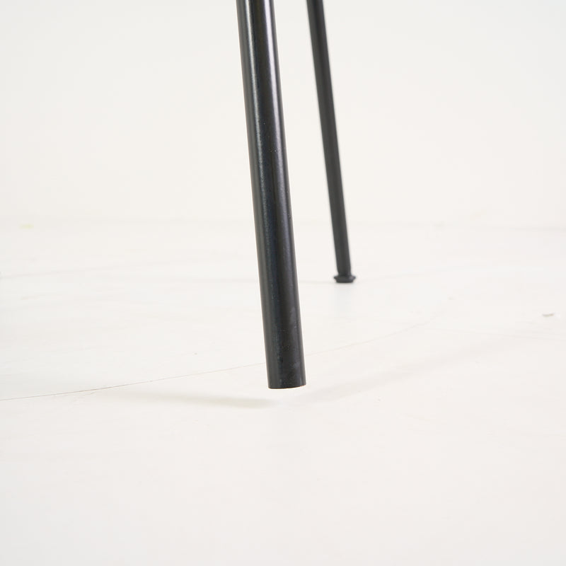 Hana Chair Un-Upholstered -Detail Image-1