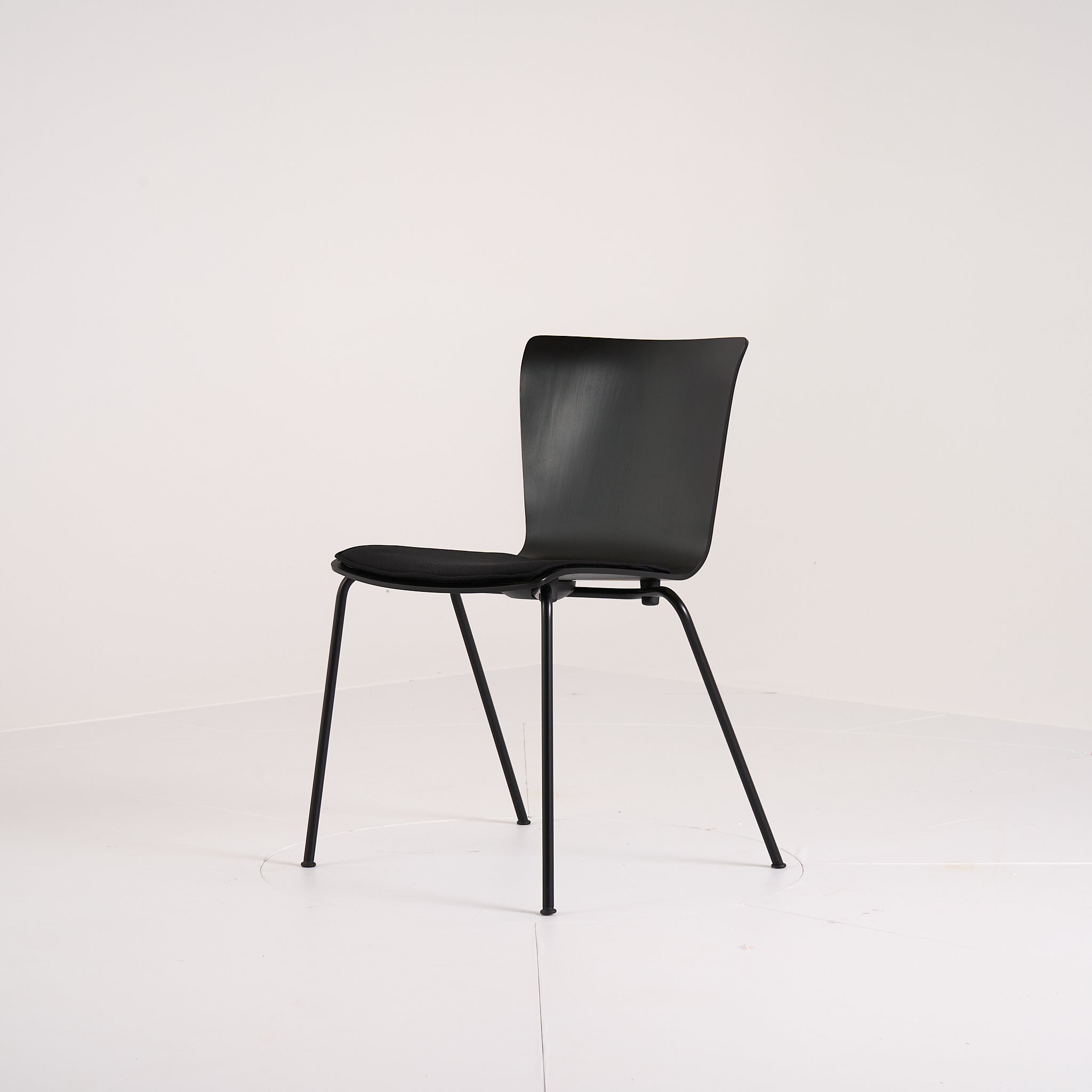 Vico Duo Chair by Fritz Hansen in Black Ash / Black | Floor Sample – Very Good | Shop Now | MO-FHA-VM110-84-Hero Image-6