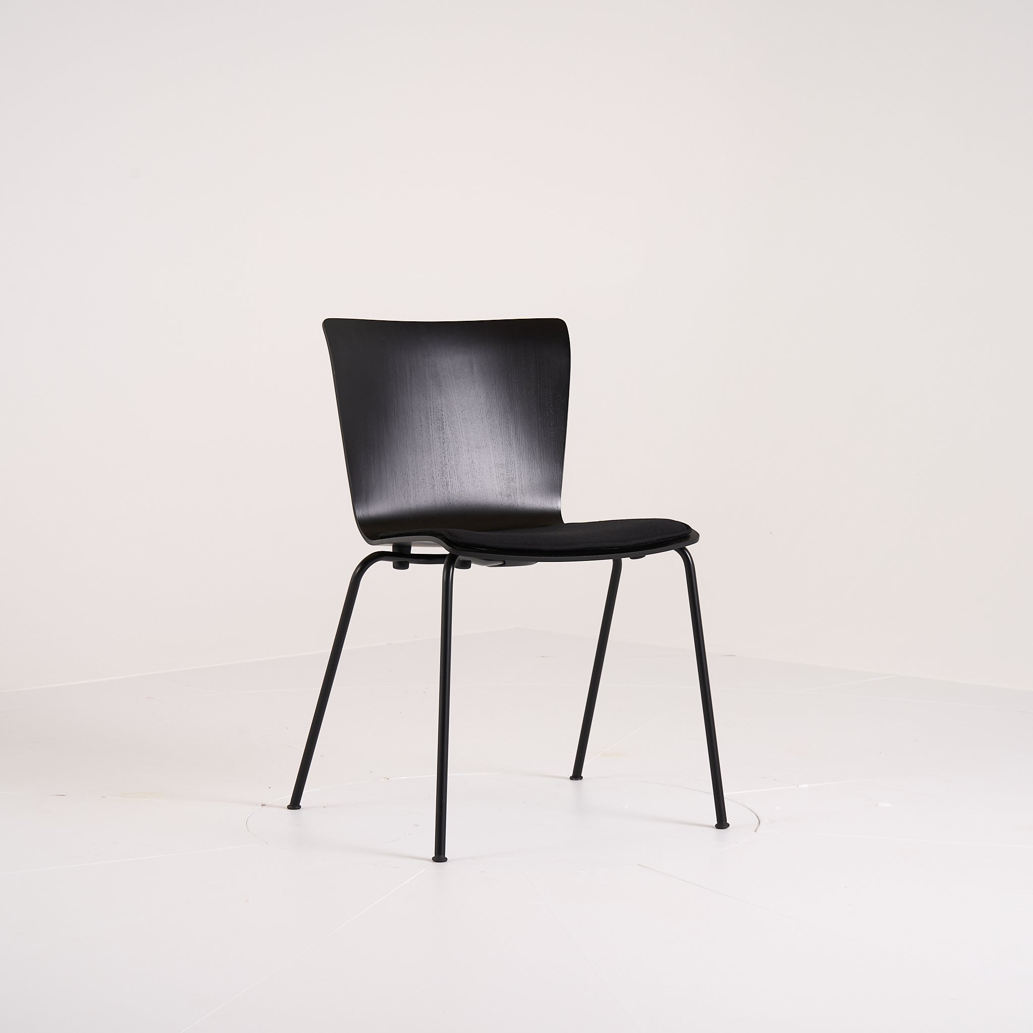 Vico Duo Chair by Fritz Hansen in Black Ash / Black | Floor Sample – Very Good | Shop Now | MO-FHA-VM110-84-Hero Image-5