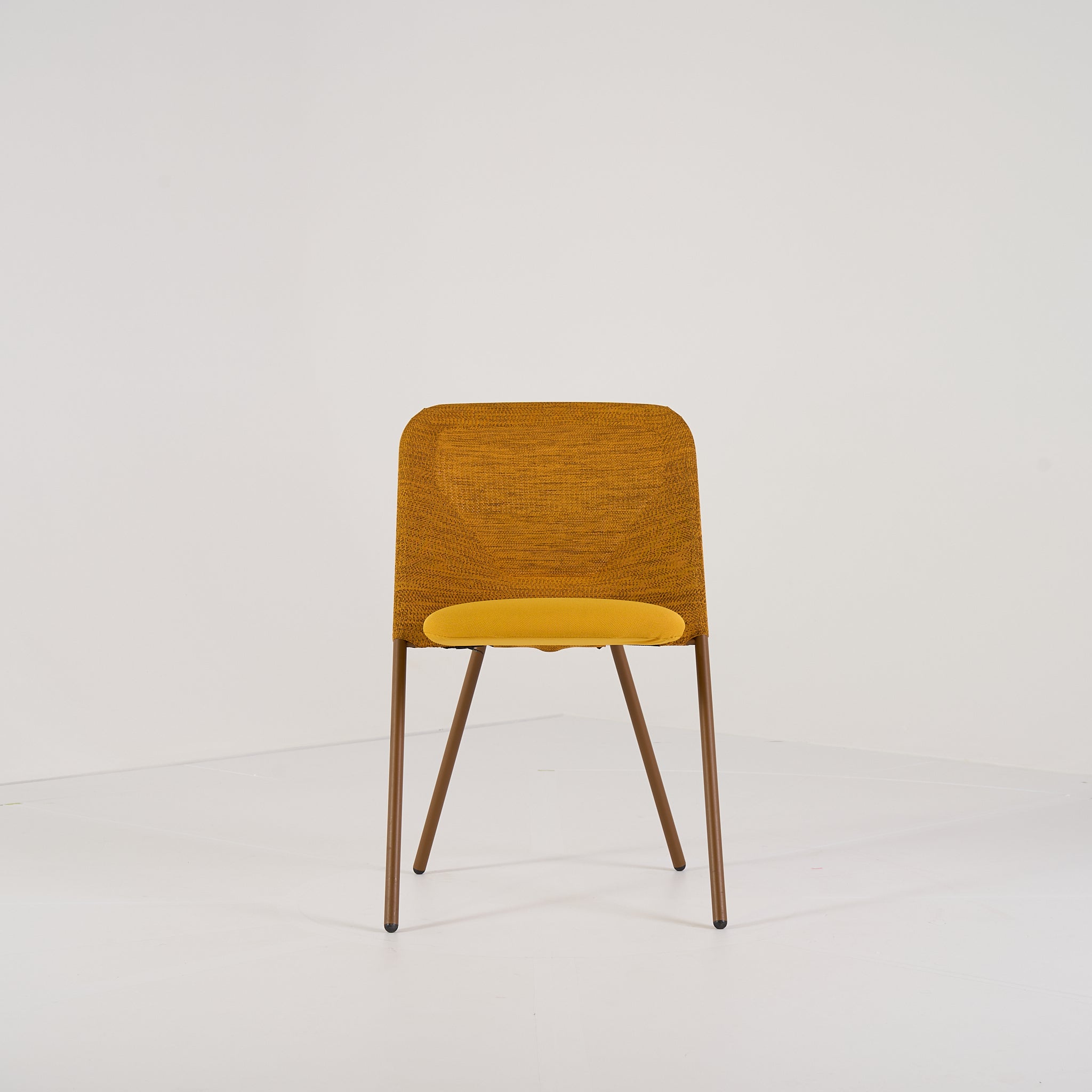 Shift Dining Chair by Moooi in Warm Ochre | Well Loved – Fair | Shop Now | MO-MOO-MOSSCDI3-179-Hero Image-7