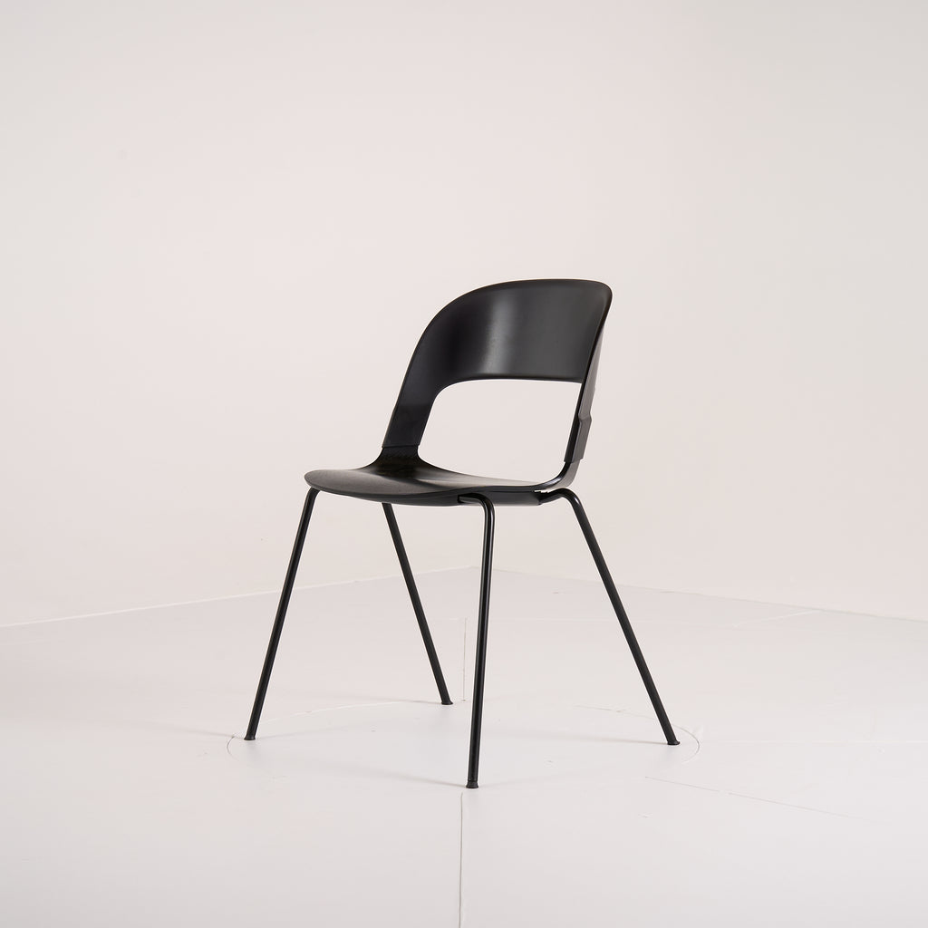 Pair Chair  by Fritz Hansen in Black / Black | Gently Used – Good | Shop Now | MO-FHA-BH20-72-Hero Image-4