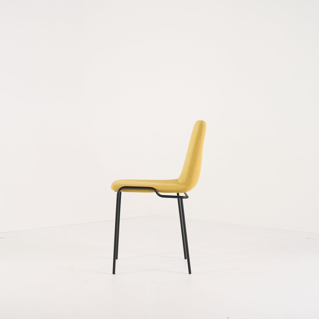 Tadao Chair by Ligne Roset in Canvas Laine Ble | Gently Used – Good | Shop Now | MO-LIR-10261251-1209-Hero Image-6