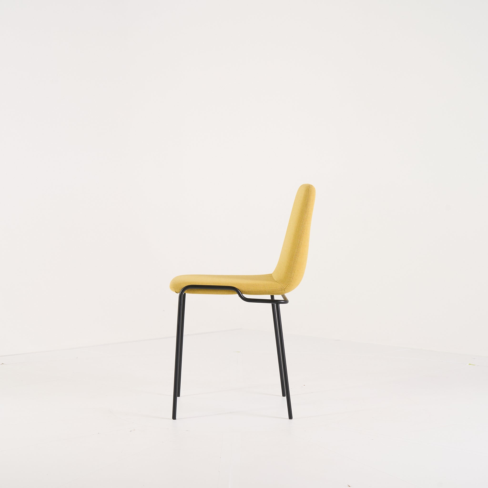 Tadao Chair by Ligne Roset in Canvas Laine Ble | Gently Used – Good | Shop Now | MO-LIR-10261251-1209-Hero Image-6