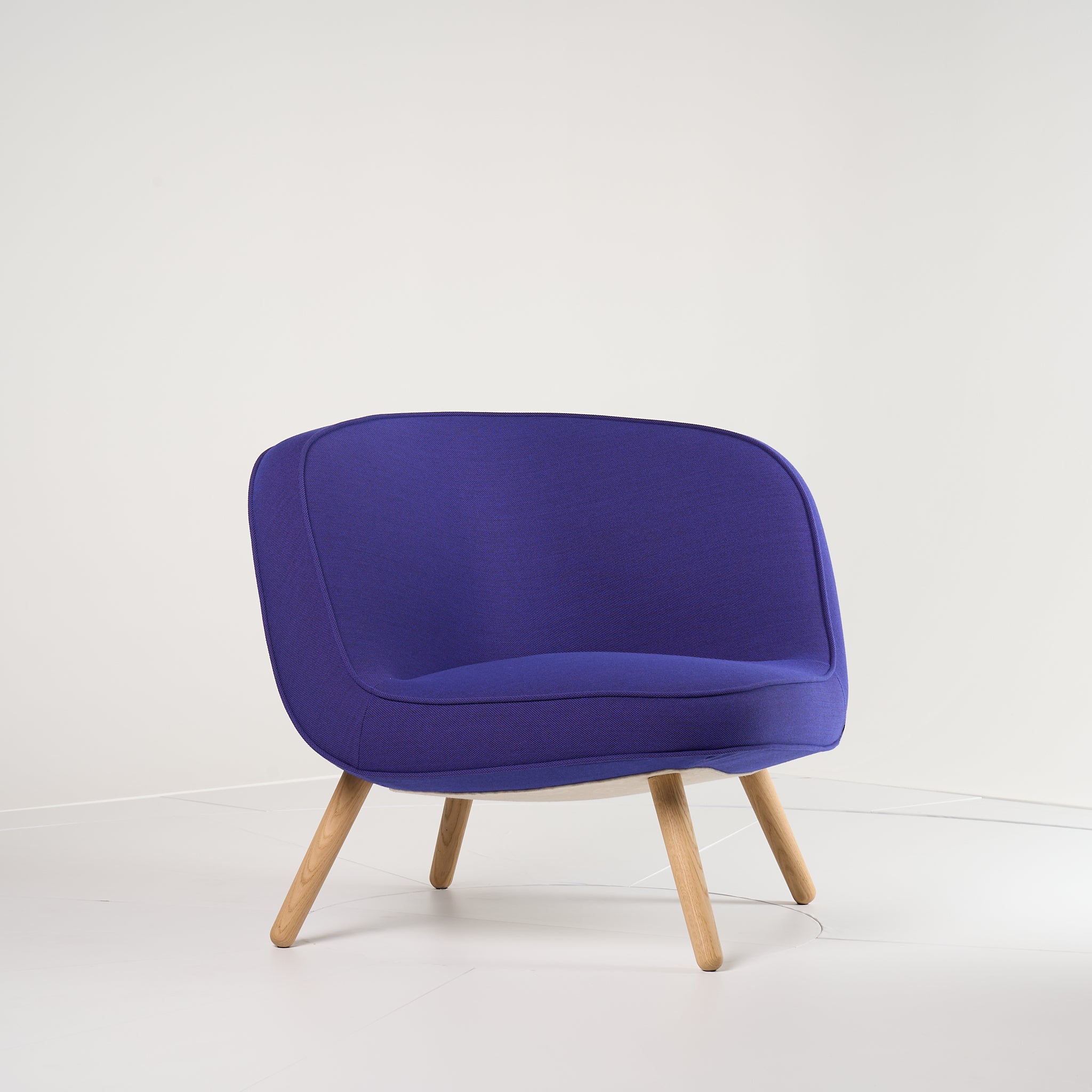Via57  by Fritz Hansen in Steelcut Trio 675 / Oak | Floor Sample – Very Good | Shop Now | MO-FHA-BI01-34-Hero Image-6