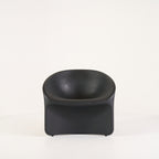 Bluff Chair by Heller in Black | Floor Sample – Very Good | Shop Now | MO-HLR-2302_06-1383-Hero Image-1