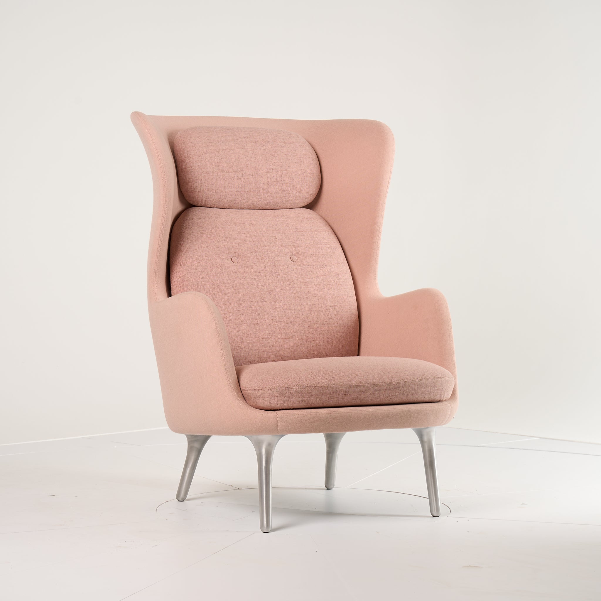 Ro Chair by Fritz Hansen in Christianshavn 1130 / Brushed Aluminum | Open Box – Excellent | Shop Now | MO-FHA-JH1-40-Hero Image-2