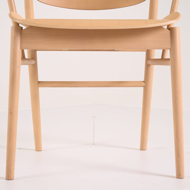 N01 Chair-Detail Image-1