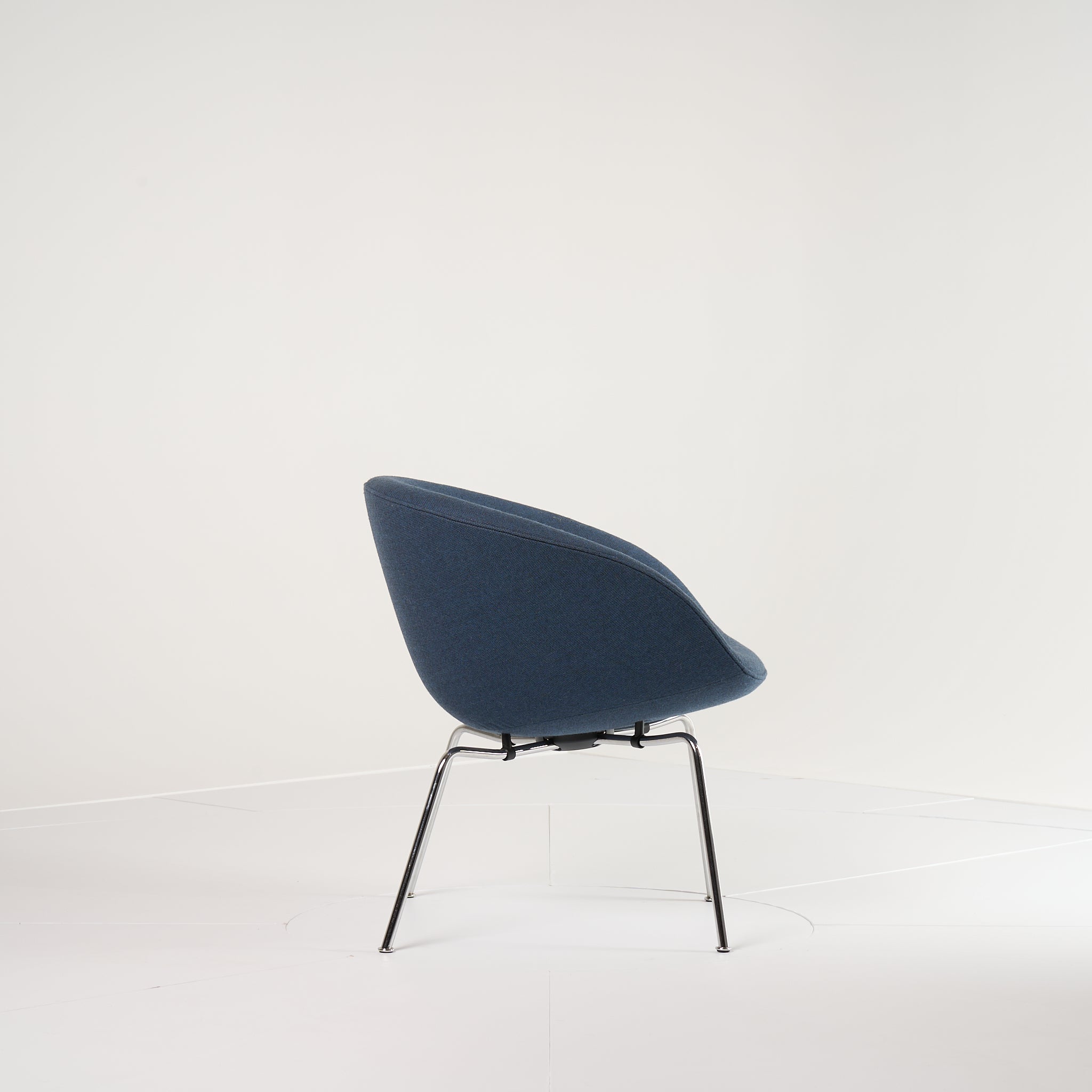 Pot Chair  by Fritz Hansen in Capture 6001 - Blue  / Chrome | Floor Sample – Very Good | Shop Now | MO-FHA-3118-30-Hero Image-4