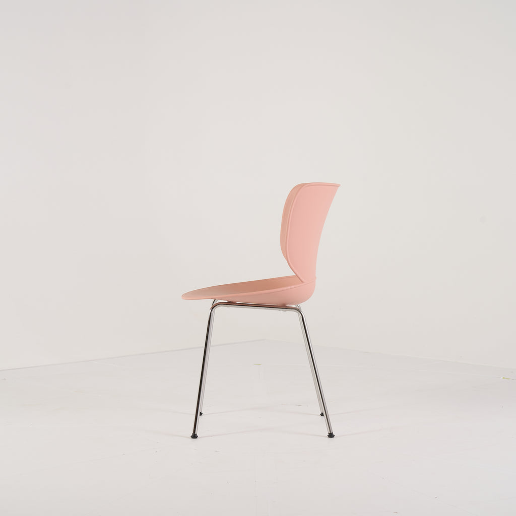 Hana Chair Unupholstered by Moooi in Dusty Pink/Chrome Non-Stacking | Gently Used – Good | Shop Now | MO-MOO-8718282380360-1250-Hero Image-3