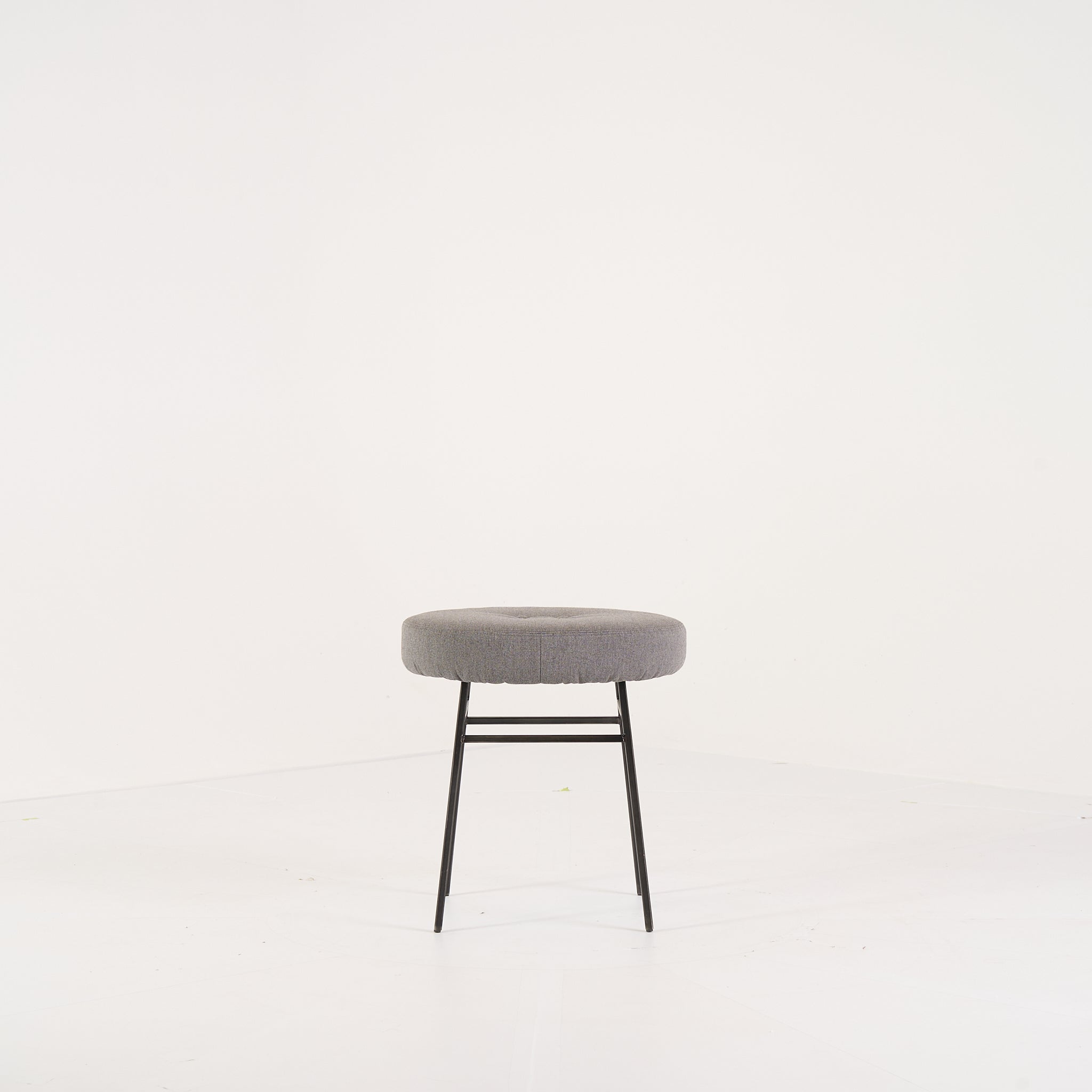 ILOT High Stool by Ligne Roset in Sunbrella Heritage Granit | Gently Used – Good | Shop Now | MO-LIR-10262180-1199-Hero Image-5