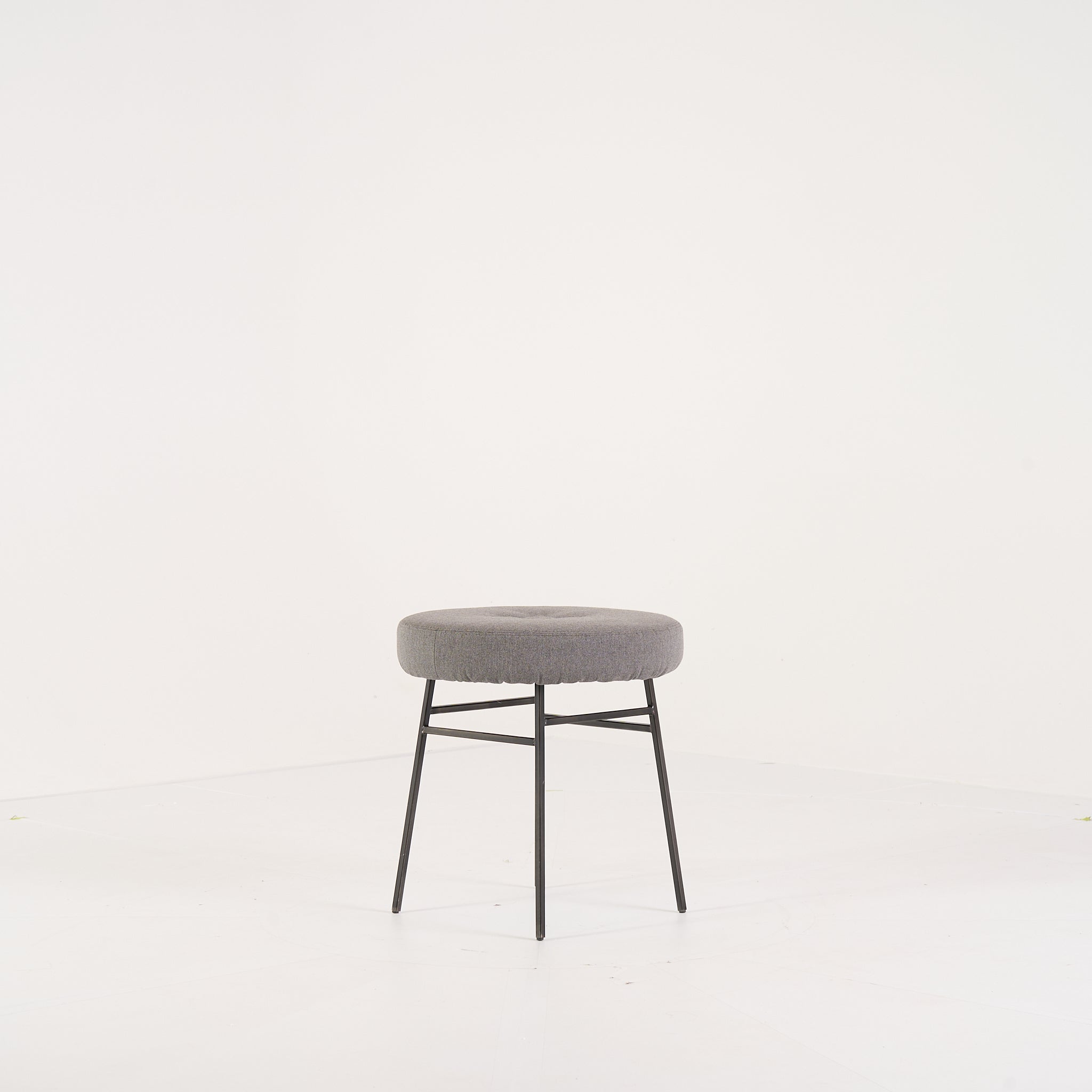 ILOT High Stool by Ligne Roset in Sunbrella Heritage Granit | Gently Used – Good | Shop Now | MO-LIR-10262180-1199-Hero Image-4