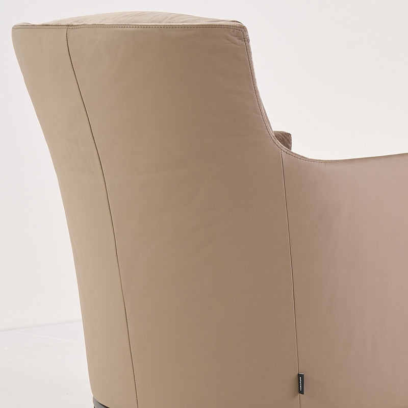 Riga Armchair-Detail Image-1