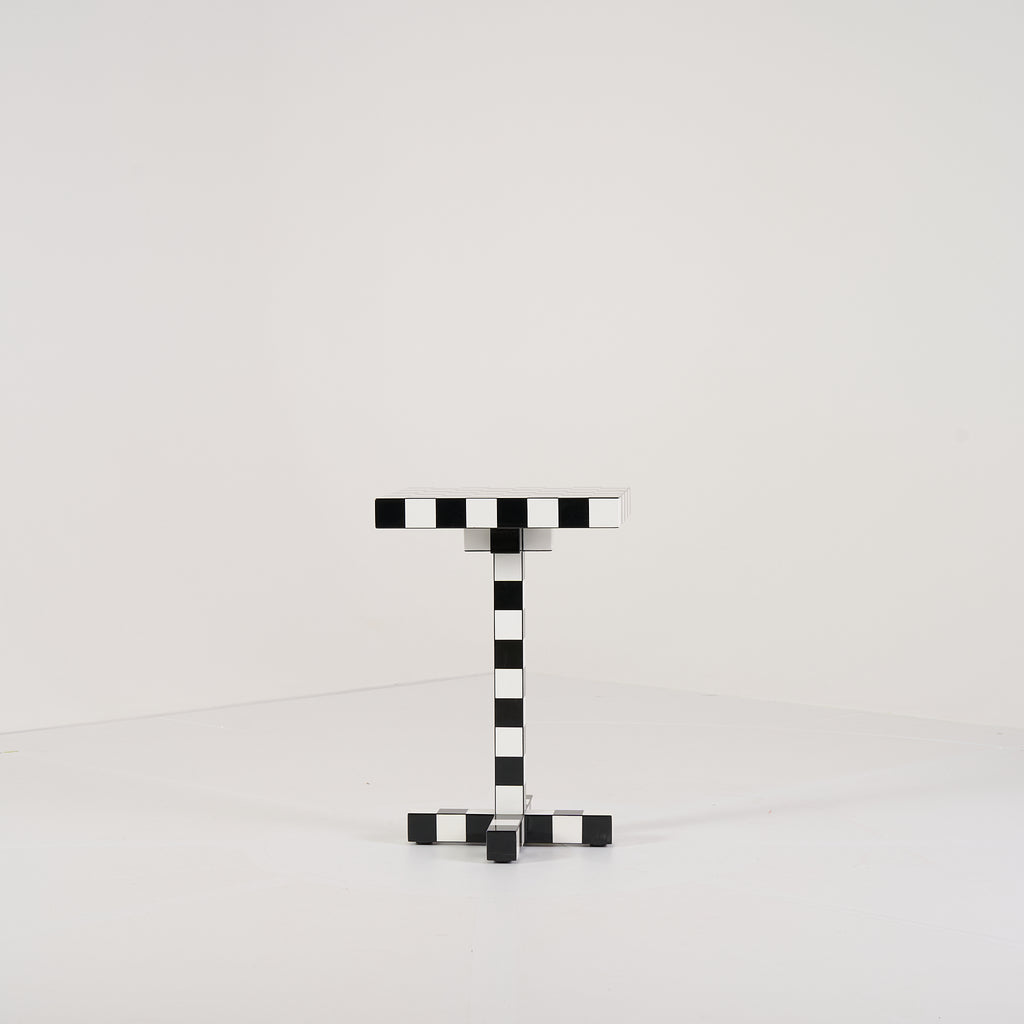 Chess Table by Moooi in Chess Table | Gently Used – Good | Shop Now | MO-MOO-8718282338033-159-Hero Image-6