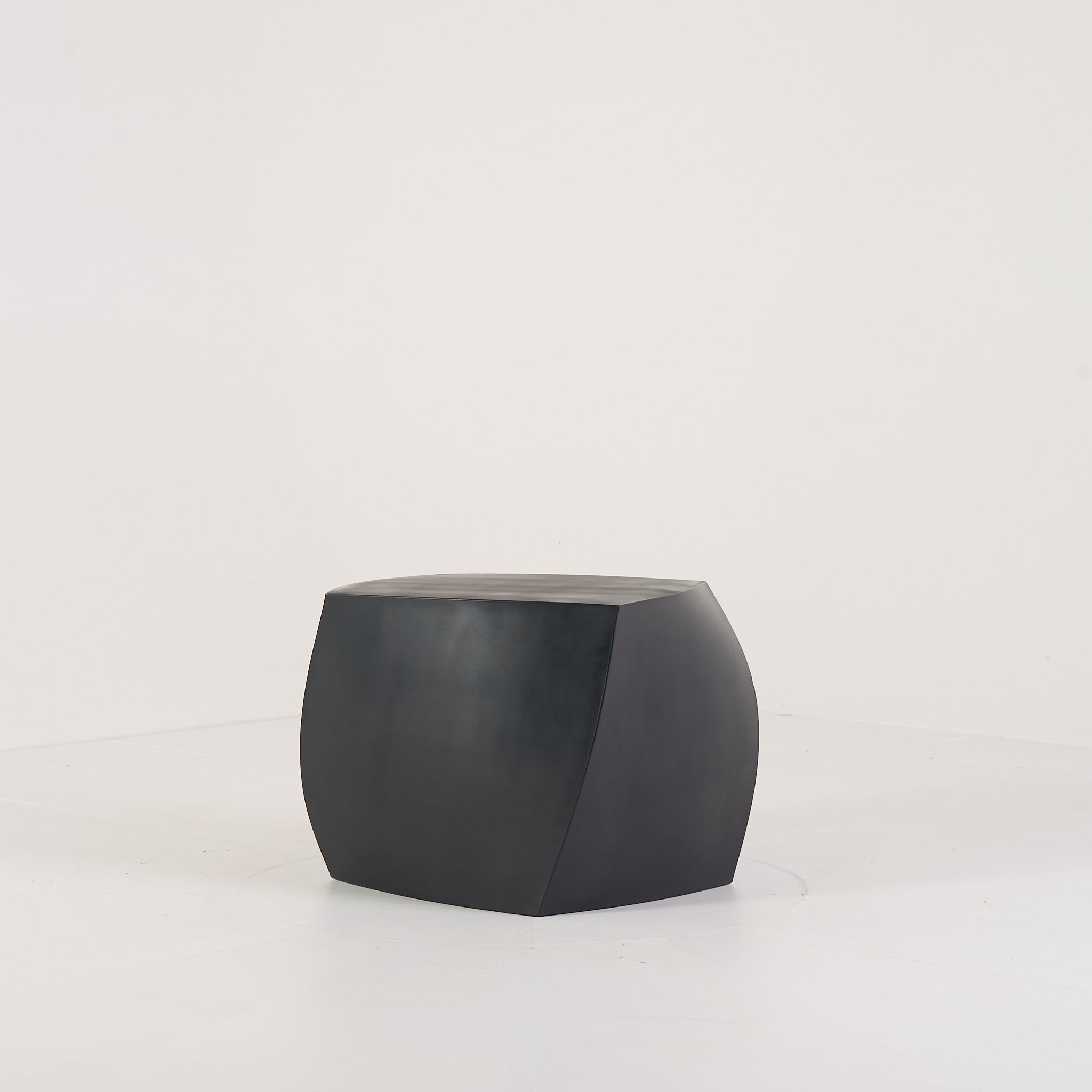 Gehry Left Twist Cube by Heller in Black | Gently Used – Good | Shop Now | MO-HLR-1016_06-1389-Hero Image-7