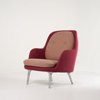 Fri Chair by Fritz Hansen in Floraistic Crisp - Hemp/Rose - Brushed Aluminum | Floor Sample – Very Good | Shop Now | MO-FHA-JH4-43-Hero Image-7
